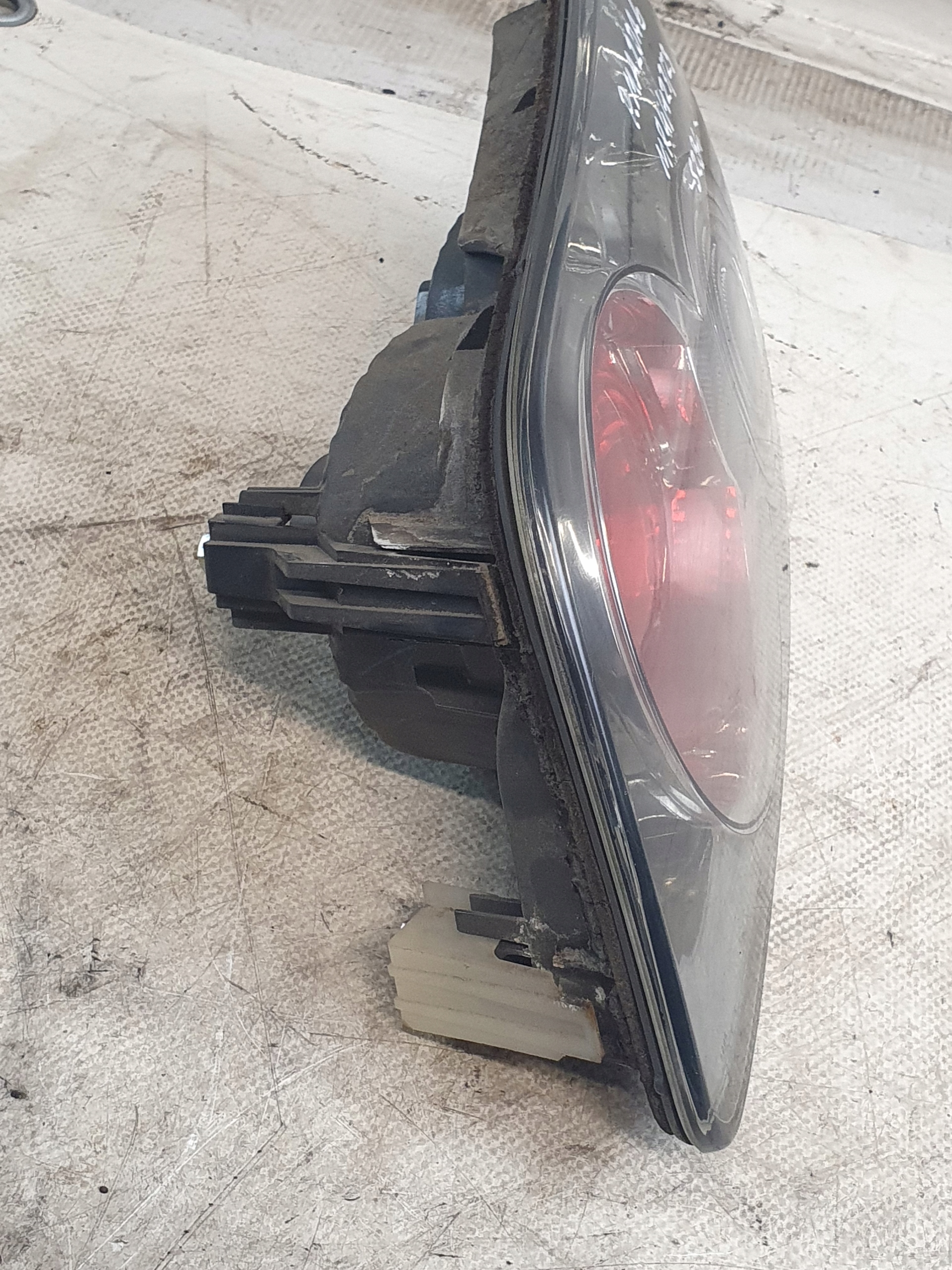 light right rear to the bonnet MAZDA 6 GG KOMBI FL