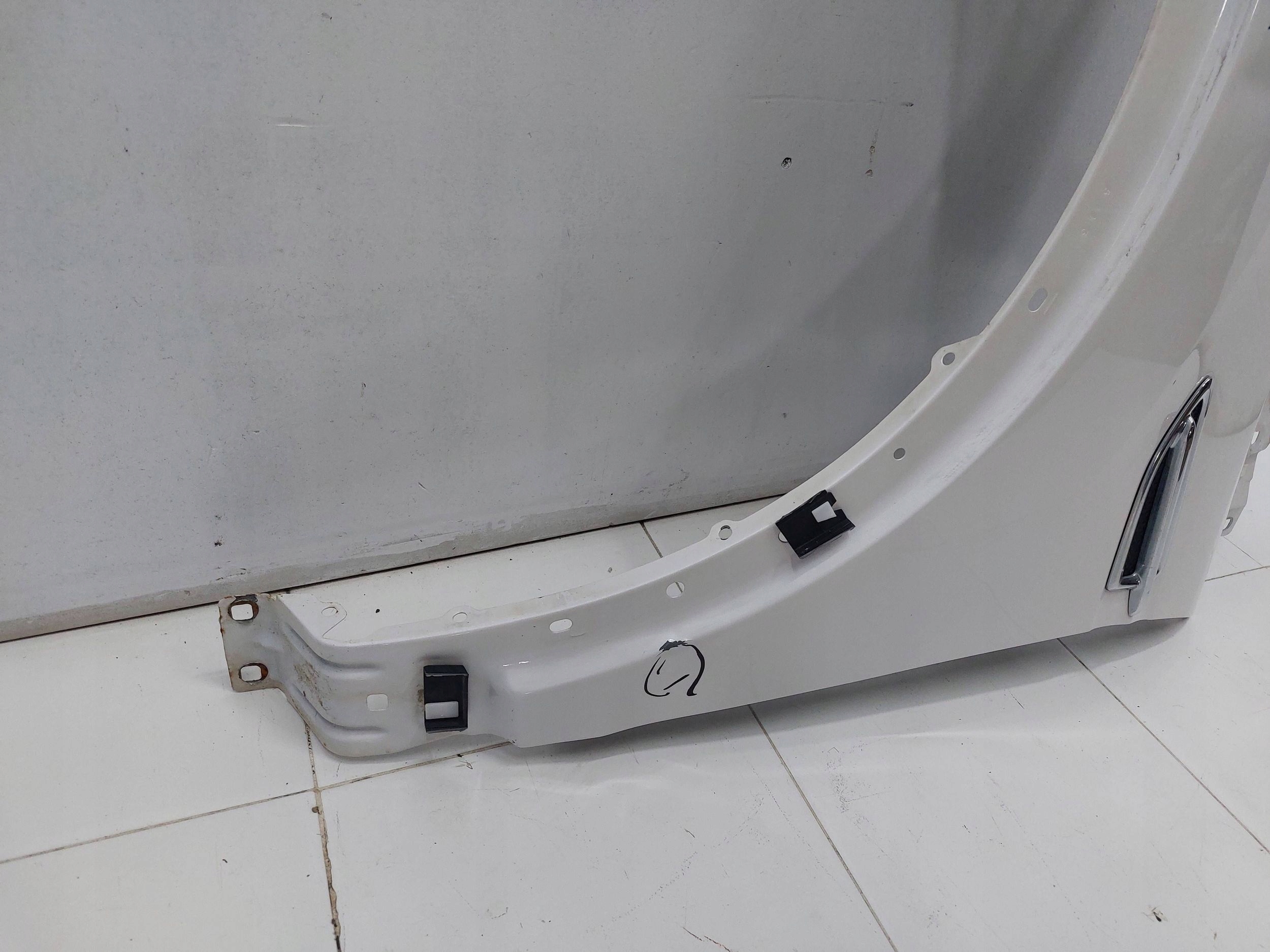 FORD KUGA MK2 13-18r fender left front WB