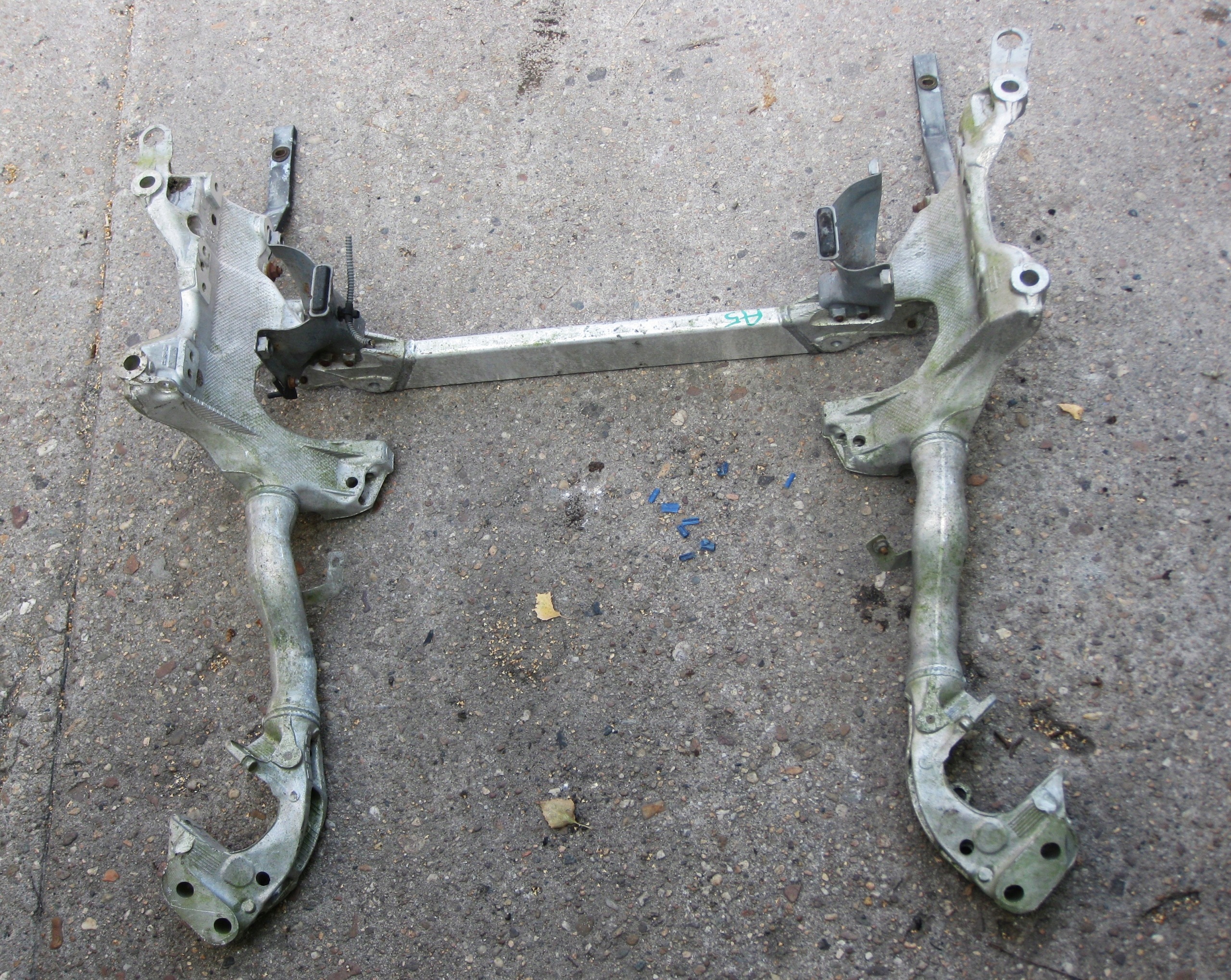 AUDI A5 8T 2.0 TDI axle beam subframe front 8T0399315H