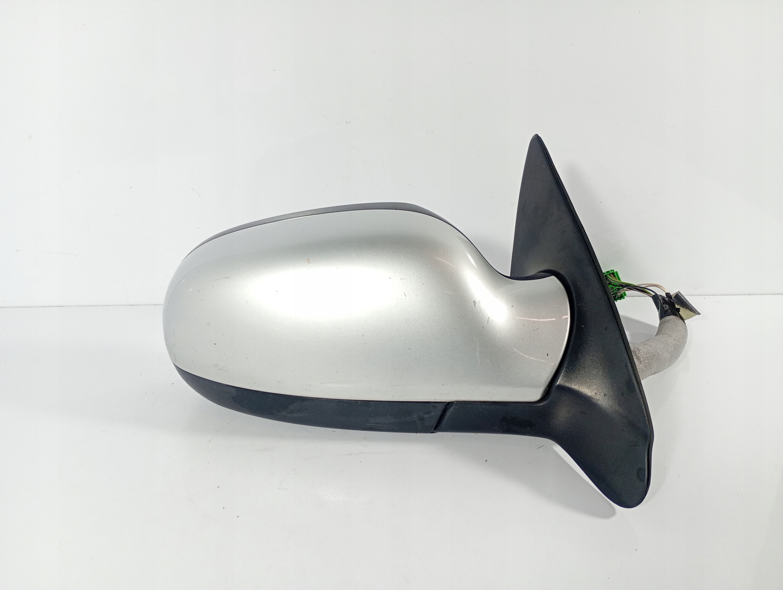 Volvo S60 00-10 mirror right electrics 8PIN OE 9203008