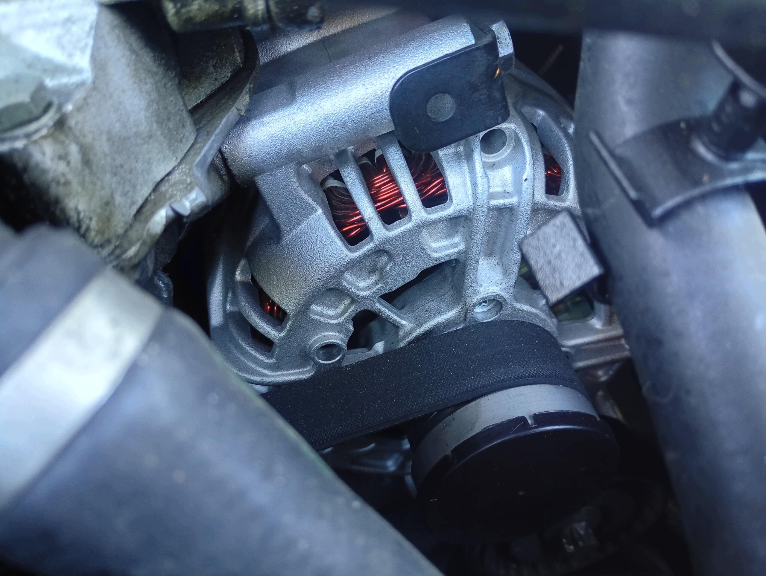 ALTERNATOR BMW 3 III E91 06-07 2.0 16V przebieg 259966 km