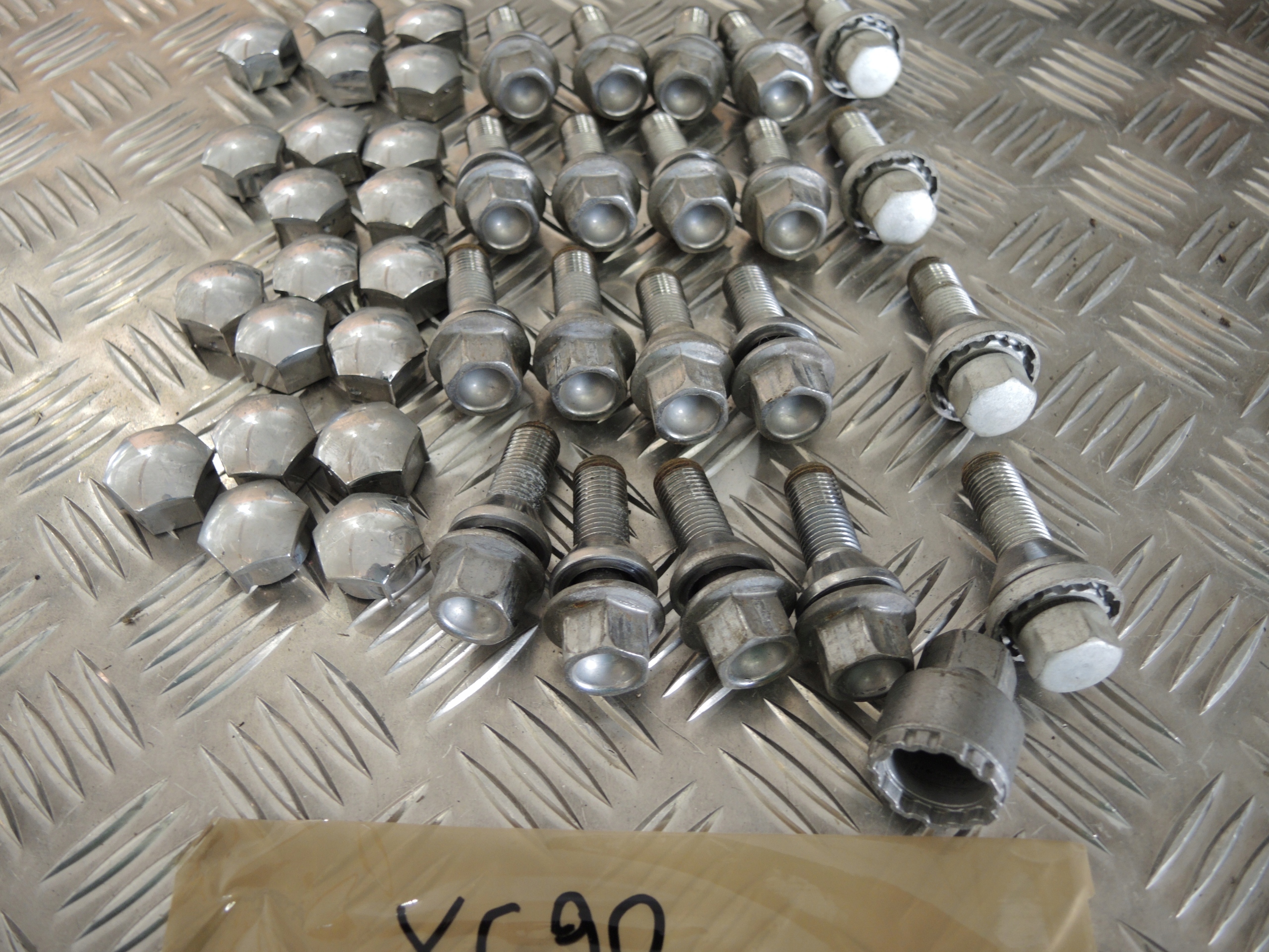 VOLVO XC90 II БОЛТЫ КОНТАКТЫ ALU БЕЗОПАСНОСТИ