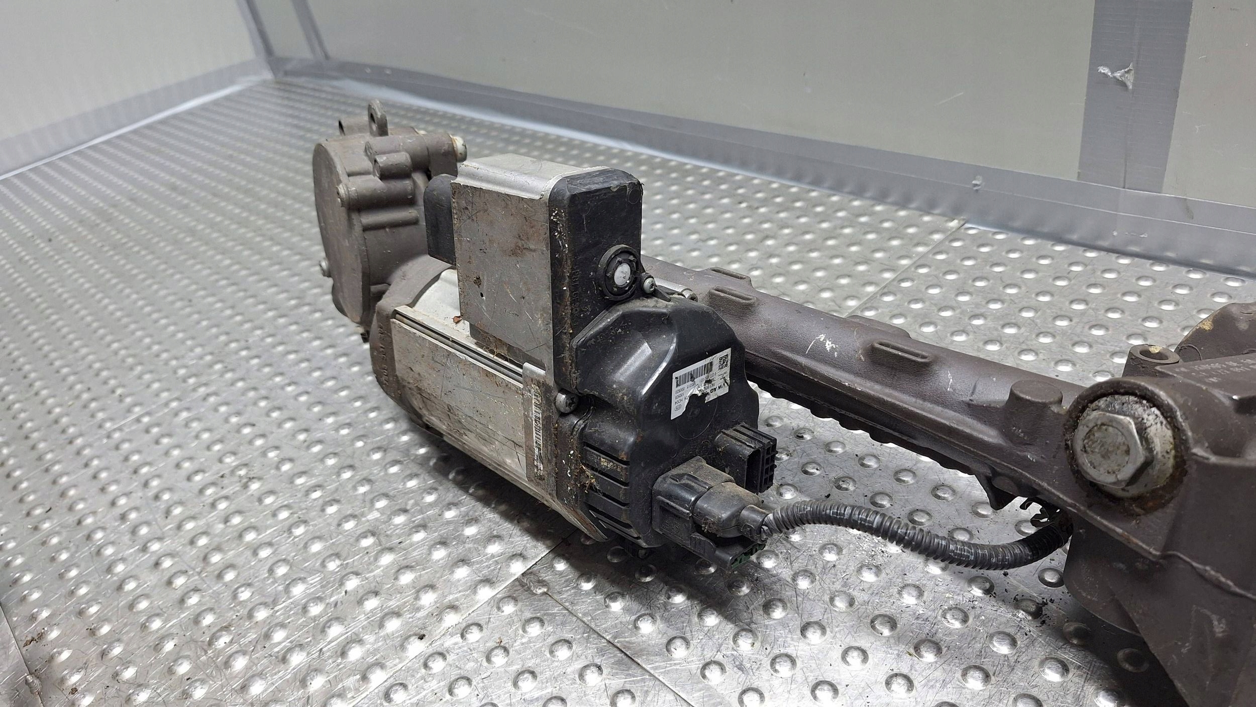 servo control 1K1423051BS VW GOLF V A3 8P LEON II OCTAVIA II ALTEA