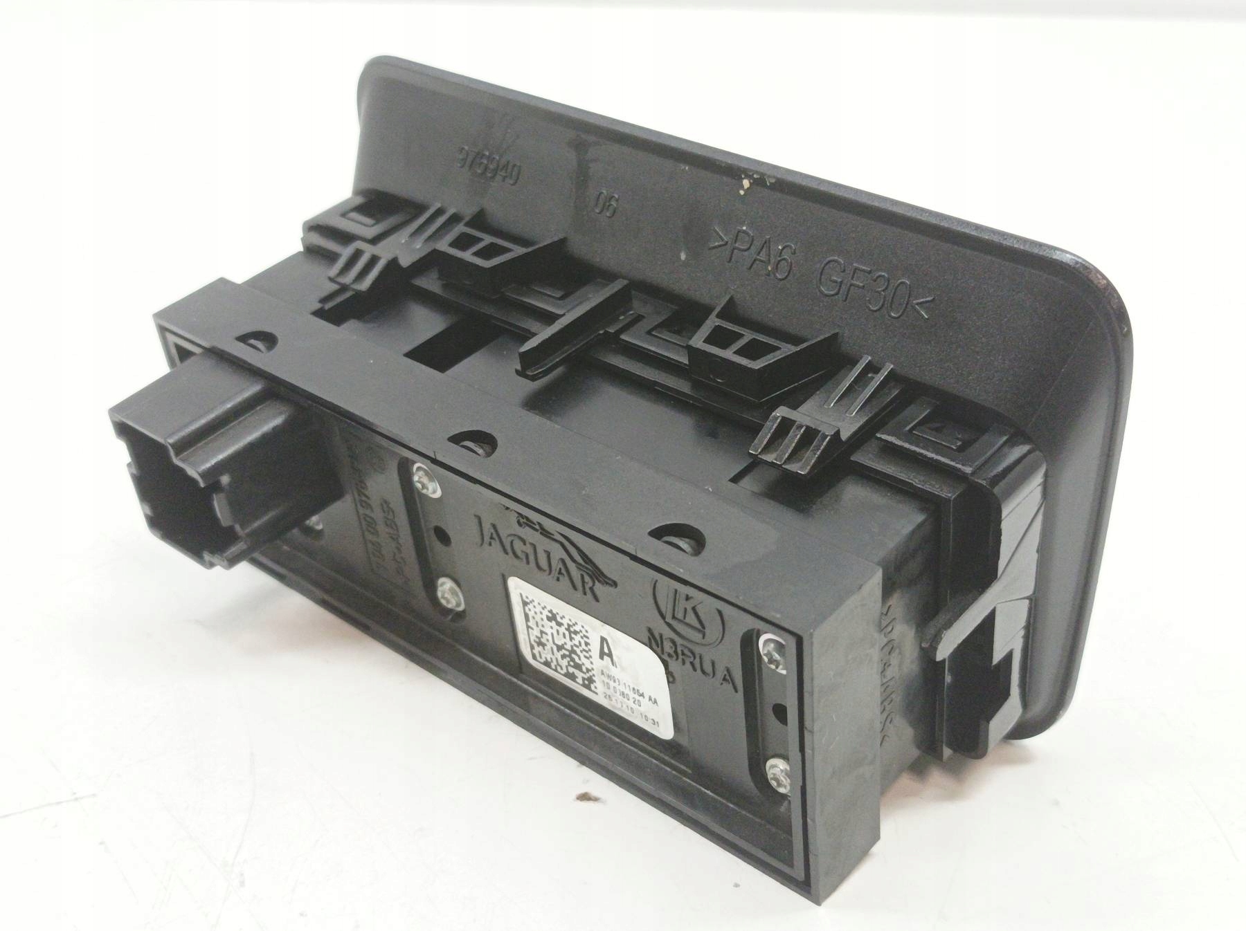 switch bonnet boot AW9311654AA Jaguar XJ VIII (2009-2019) X351