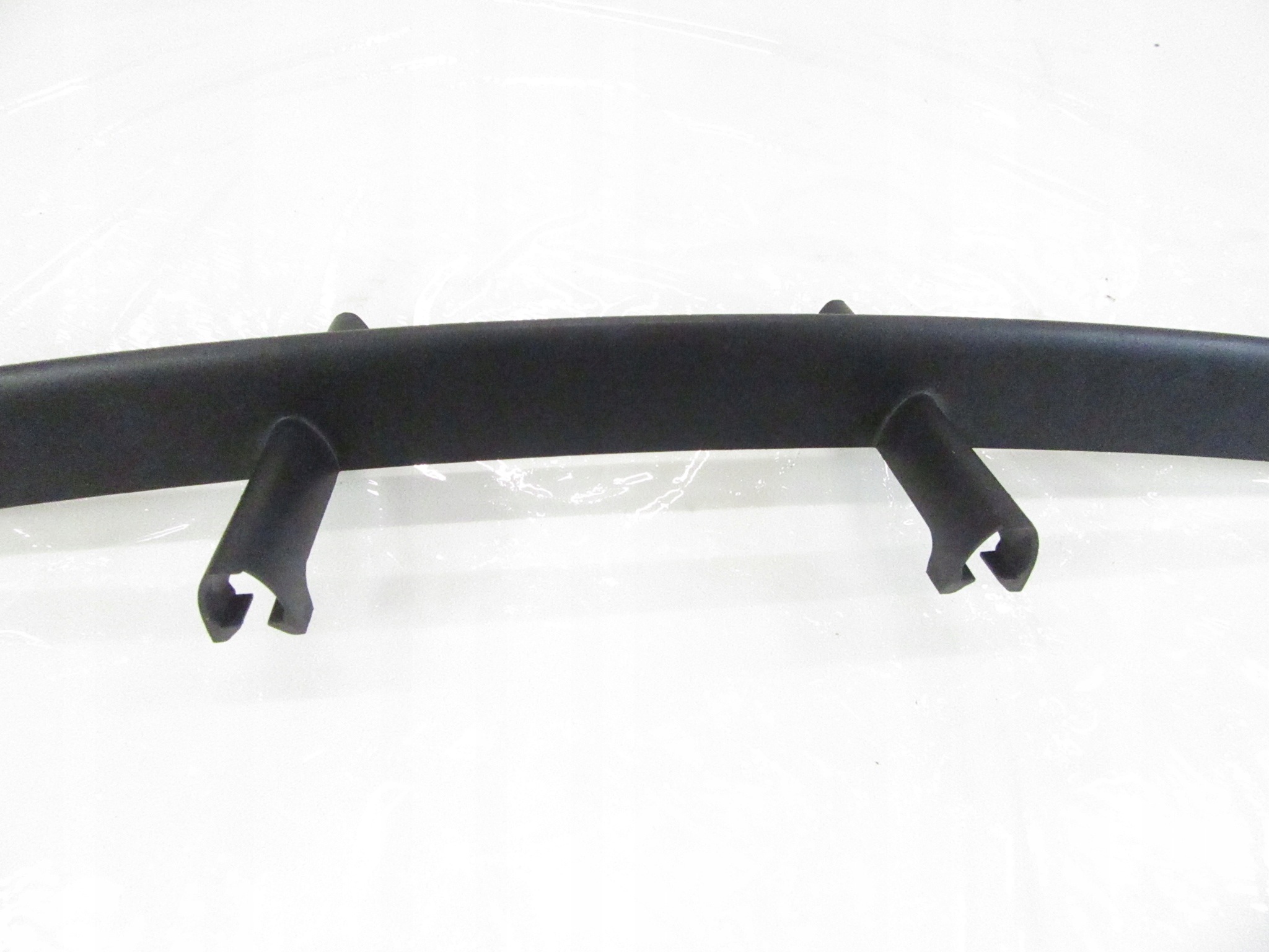 Lüftungsgitter Blende Abdeckung der Stoßstange mitte BMW e60 e61 Sedan KOMBI