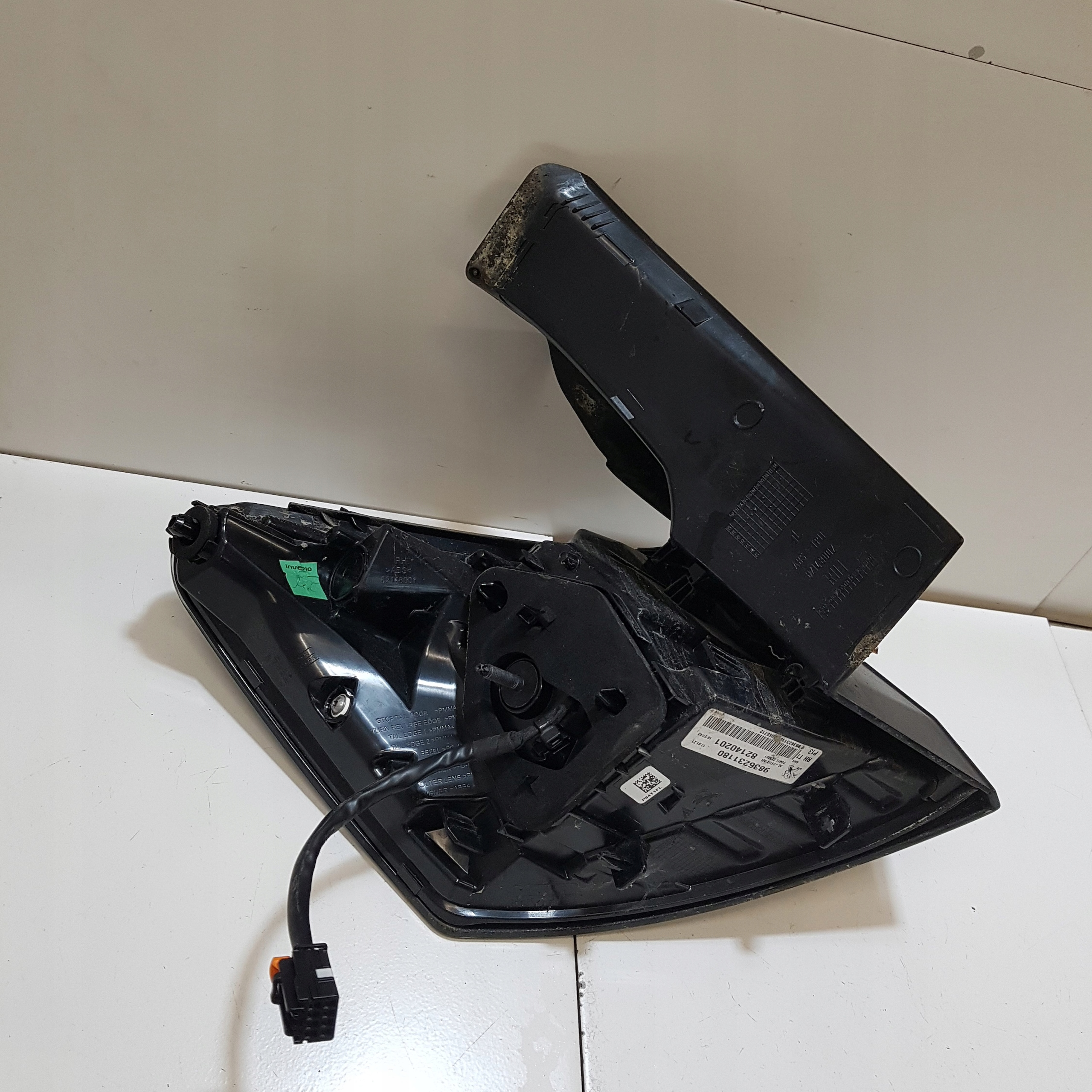 light right rear PEUGEOT 3008 II 9836231180
