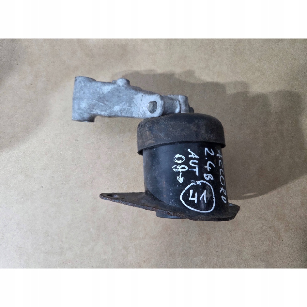 Honda Accord VIII 2,4 engine mount 20TA0 (41)