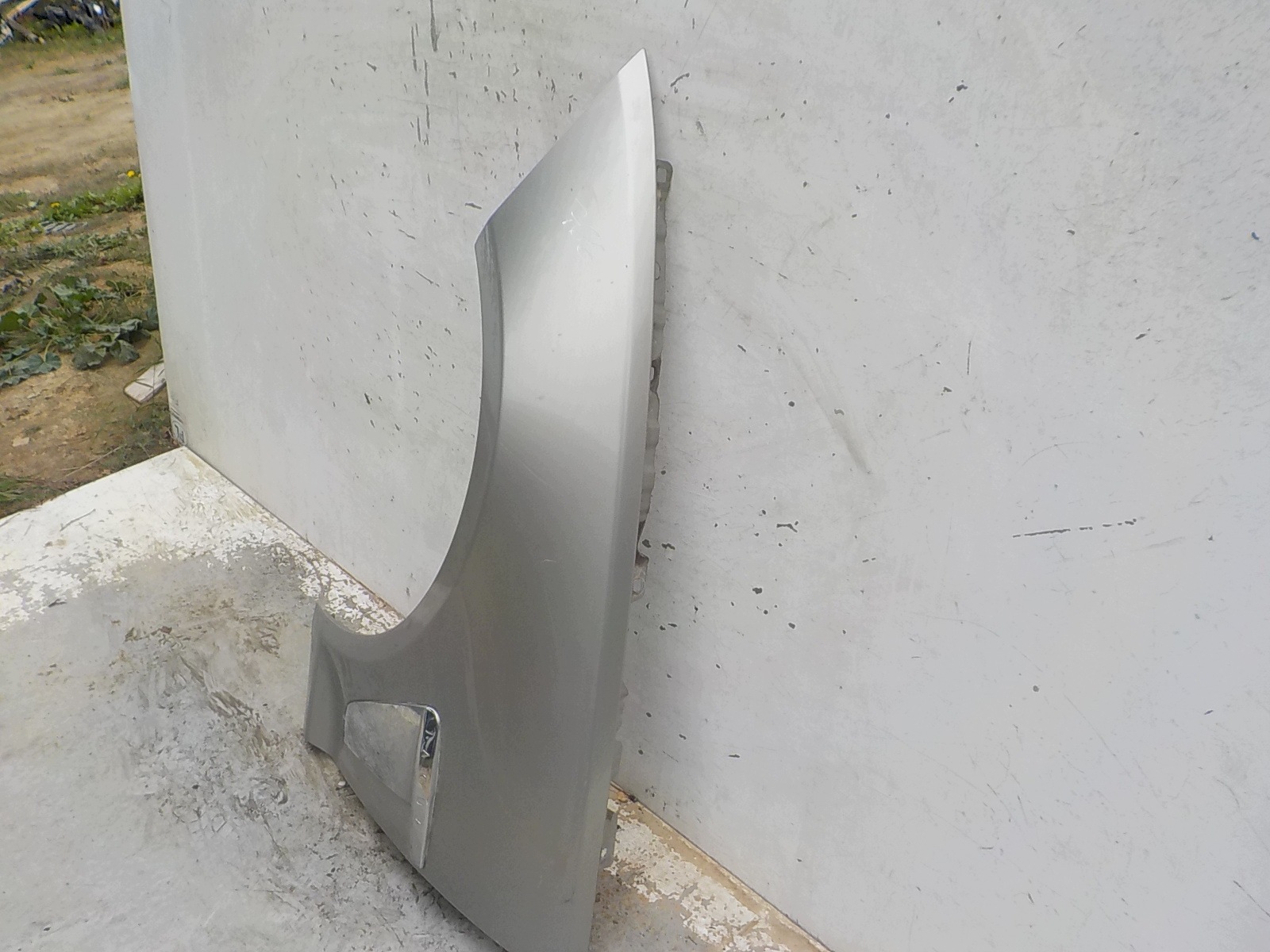 766 JAGUAR XF X250 LIFT fender left front front