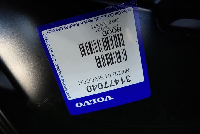 VOLVO XC90 16- capot