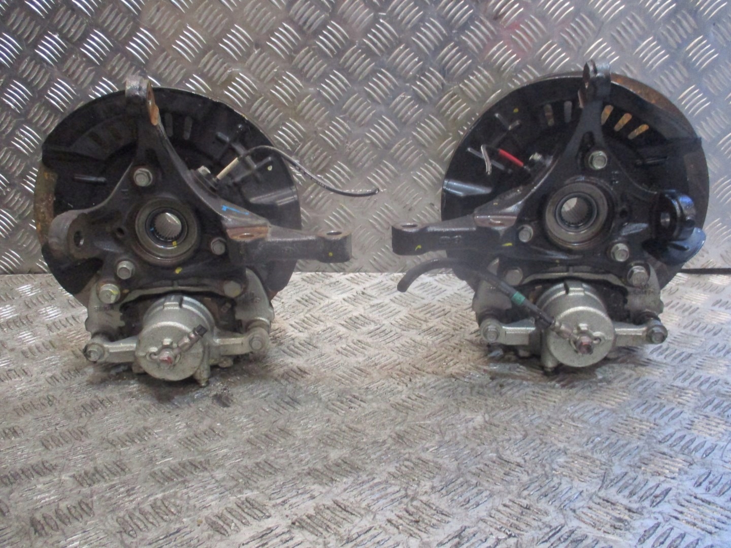 swing swings KIA NIRO 1,0I