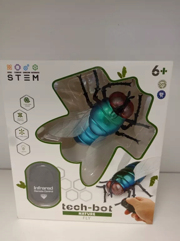 TECH-BOT, NATURE, MUCHA ZDALNIE STEROWANA