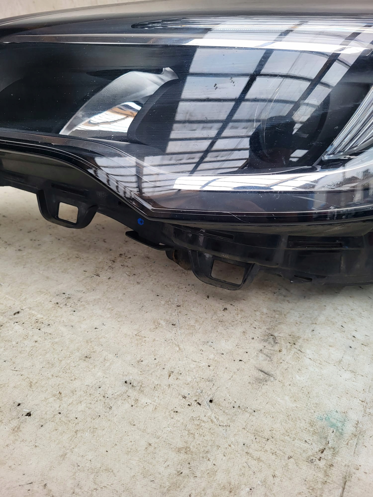 OPEL ASTRA K V 15- light left front front 39111143