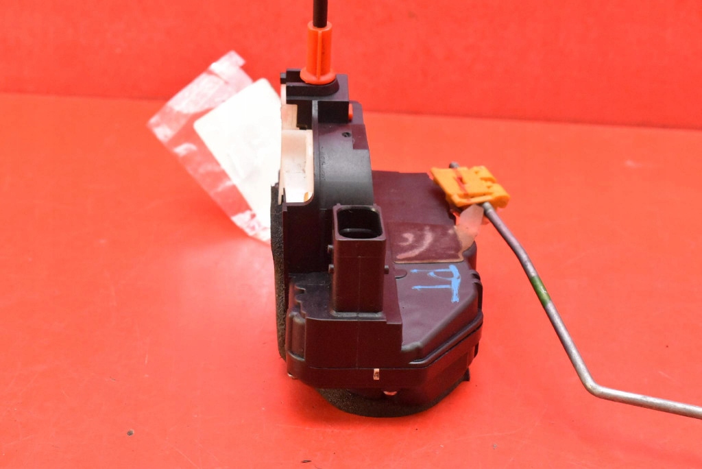 lock door right rear part rear EU OPEL MOKKA A 12-15