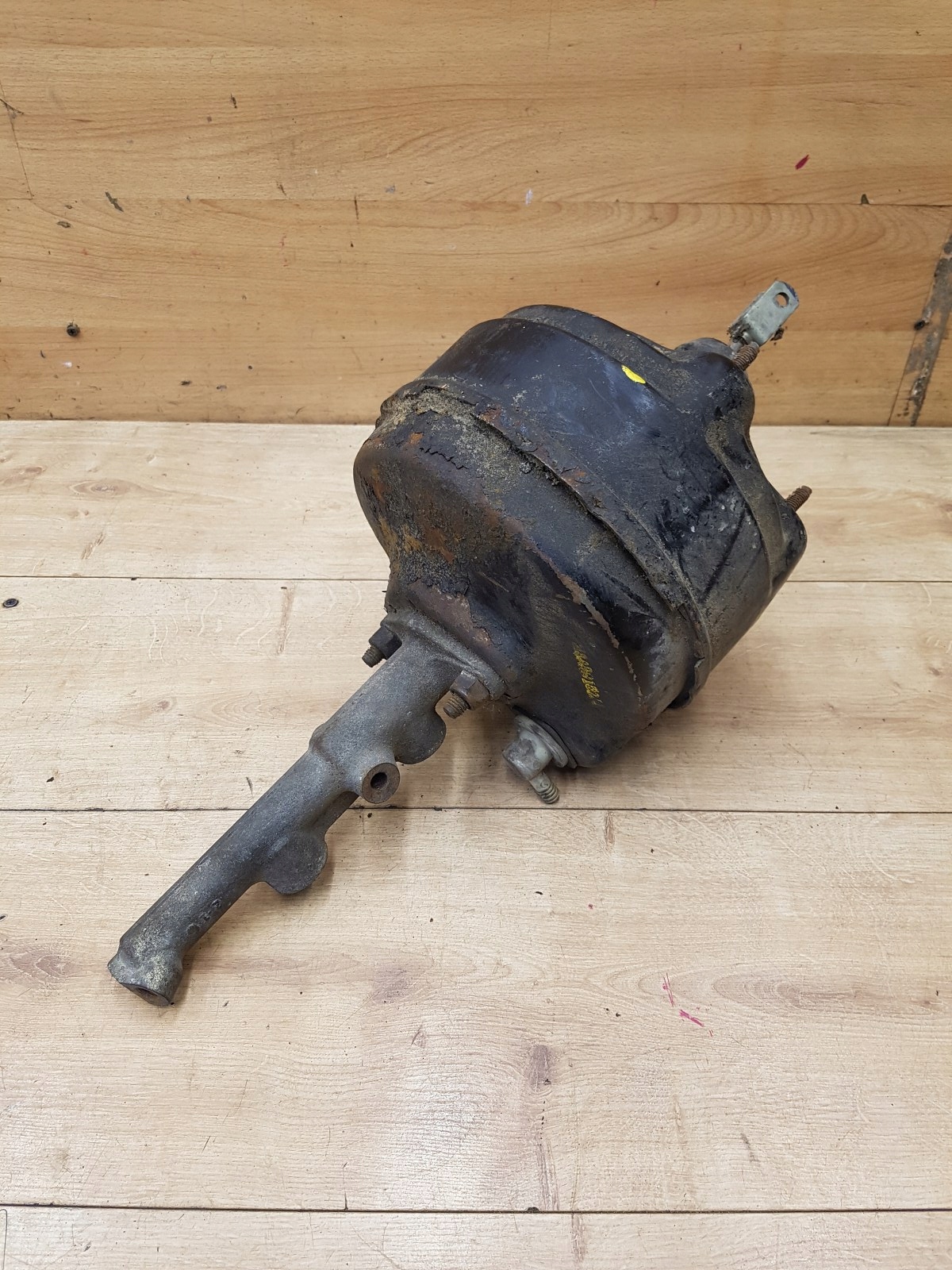 SERWO HAMULCOWE VOLVO 240