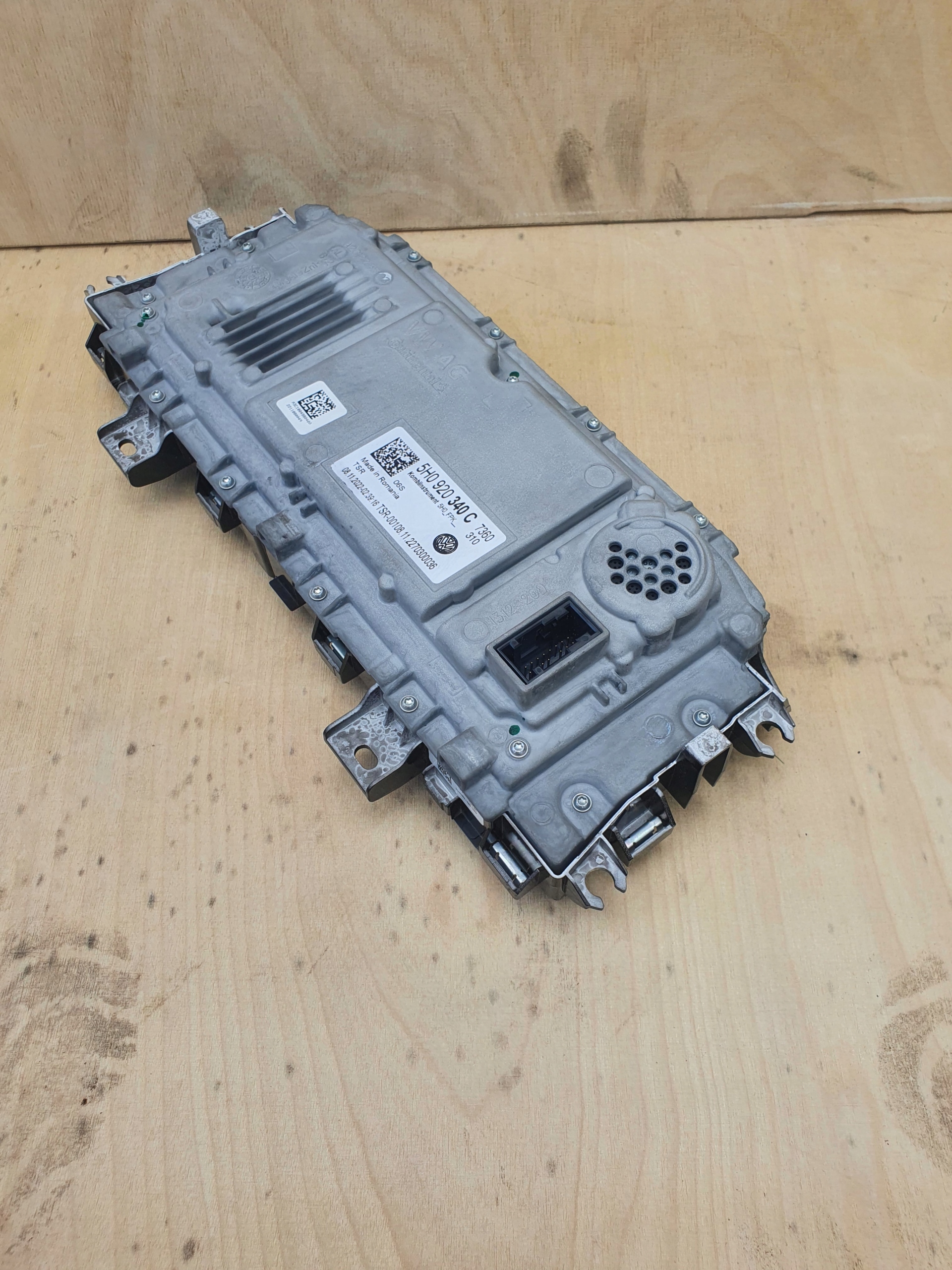 vw Golf 8 спидометр 5H0920340 C