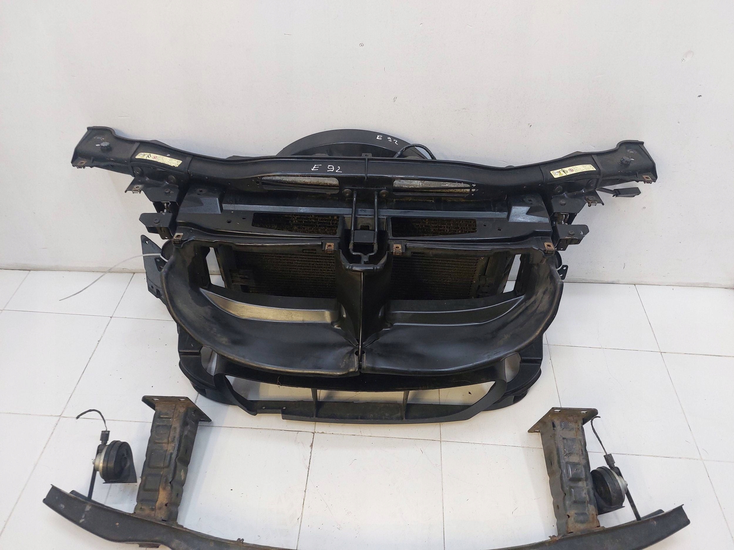 BMW 3 E92 E93 3.0 D support panel for radiators radiator MANUAL fan sider