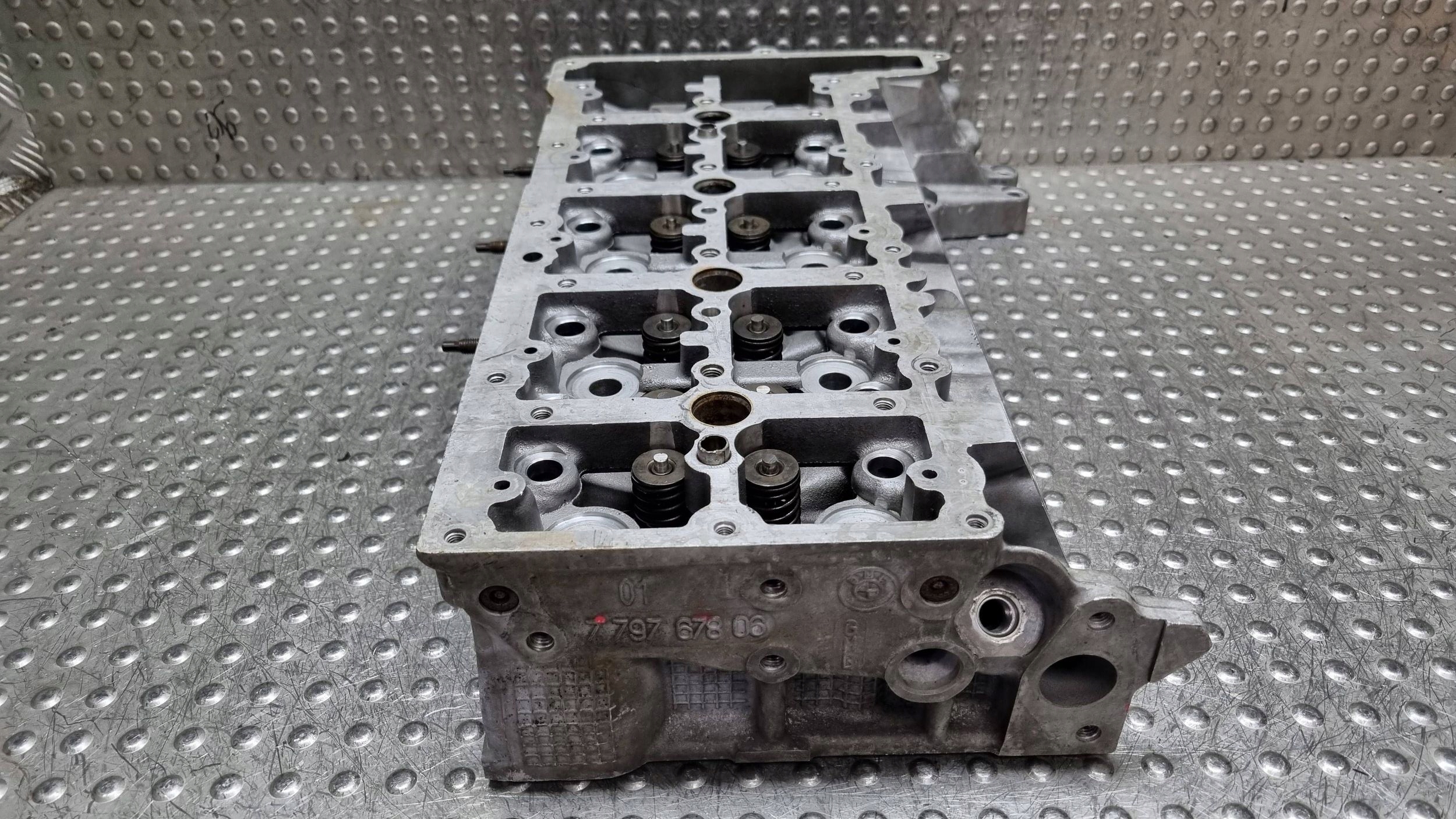 TESTATA Motore 7797676 BMW E60 E61 E81 E84 E87 E90 E91 E92 2.0D N47D20A