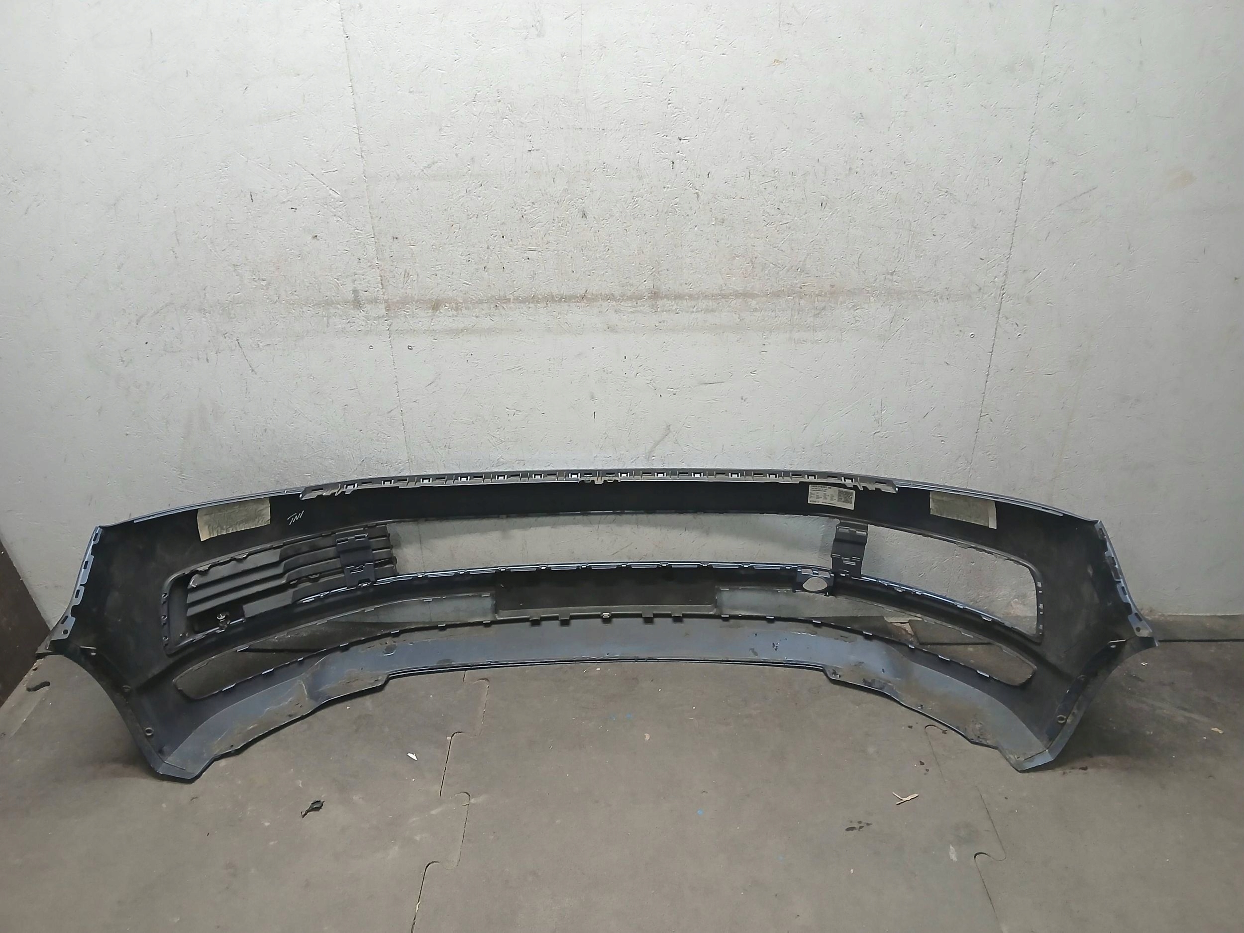 nárazník předek VW T6 T-6