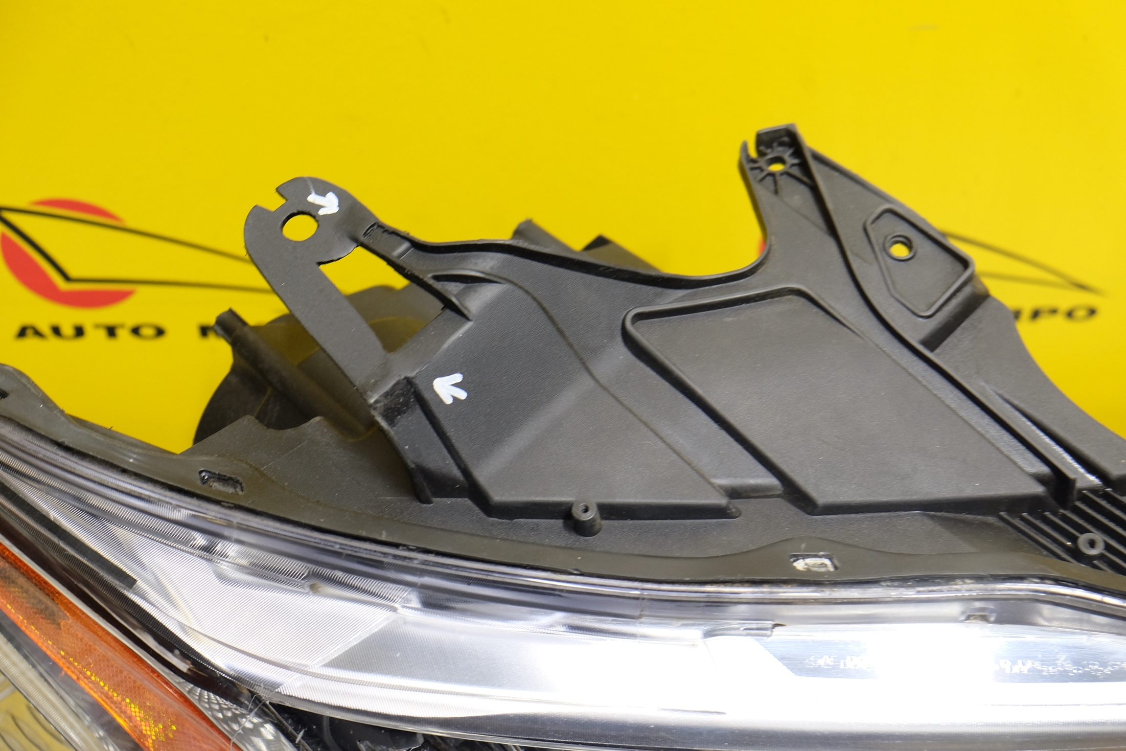 CHEVROLET TRAVERSE 2018- REFLEKTOR LAMPA LED R USA Rodzaj świateł mijania LED