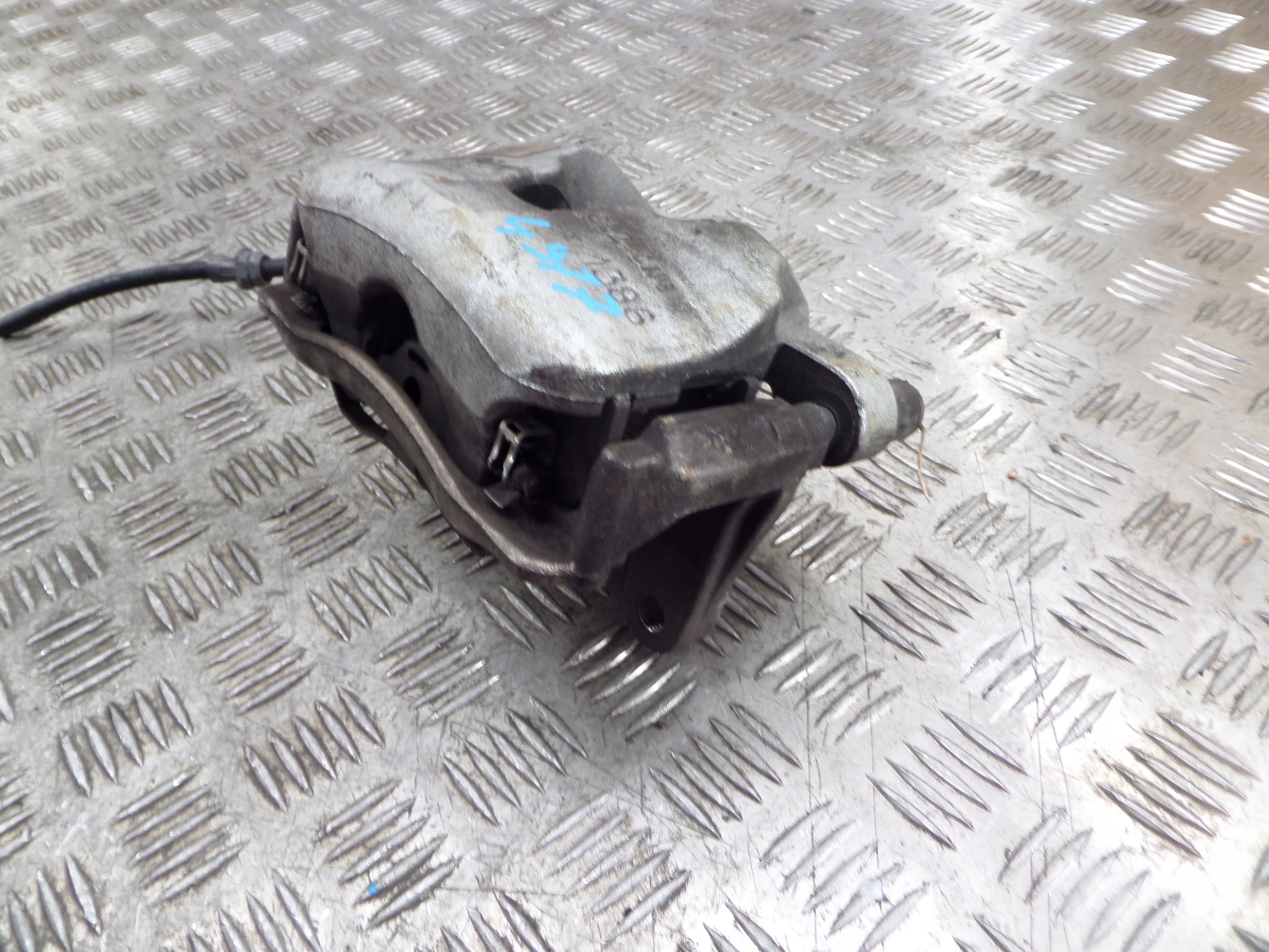 caliper brake left right VW CADDY 5R3615106B