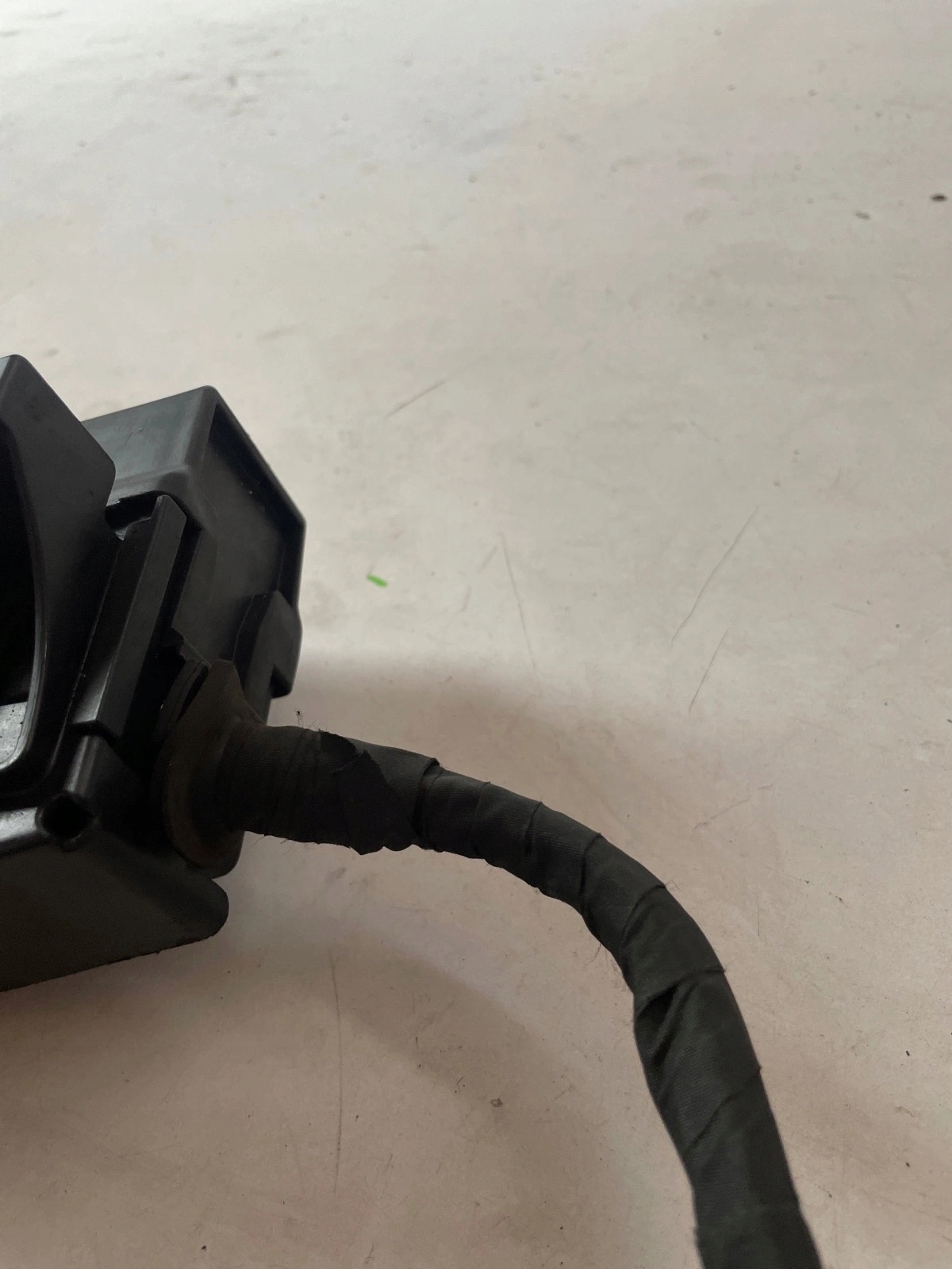 Kasten der Sicherungen Opel Astra IV J