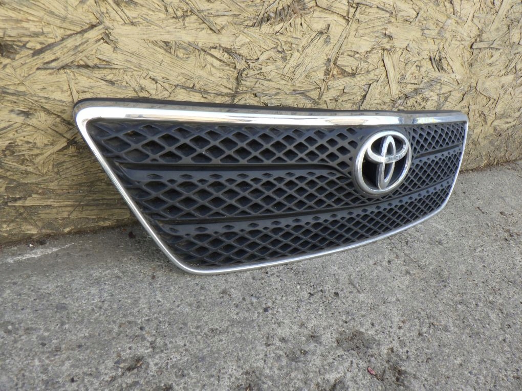 TOYOTA COROLLA E12 HB 02- GRIGLIA