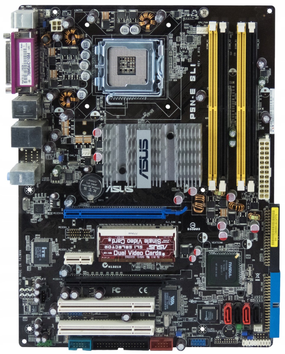 Asus P5N-E Sli s.775 DDR2 Atx PCIe Pci