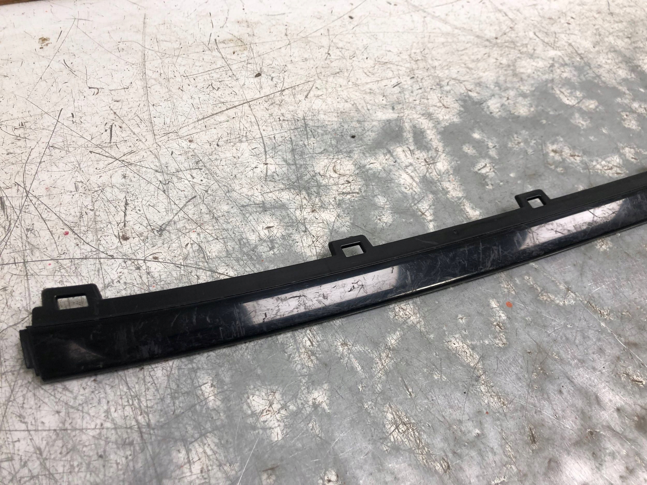 lišta nárazníku předek SEAT TARRACO 5FJ853618