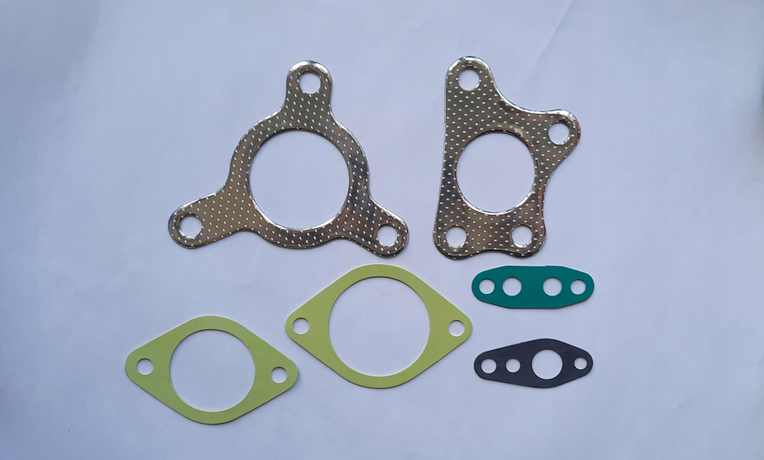 Zestaw Uszczelek Turbosprężarki NISSAN NAVARA