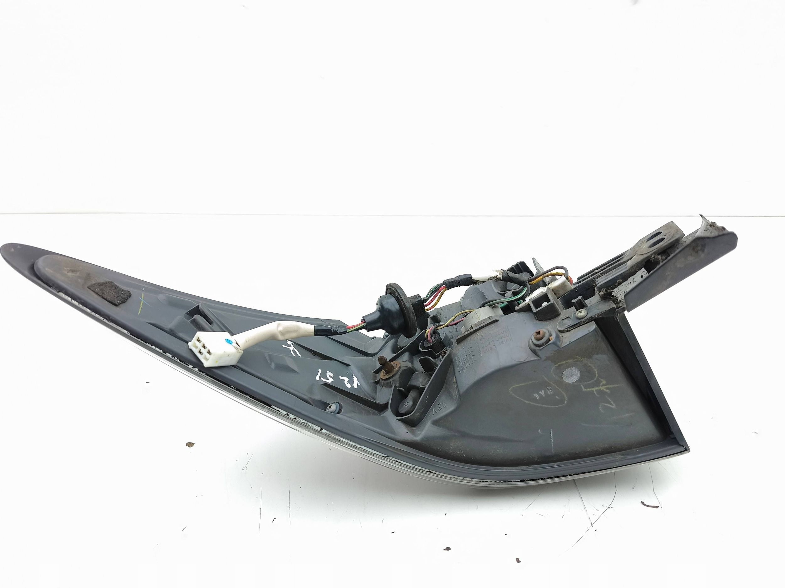 lexus CT 200H 2012 фонарь