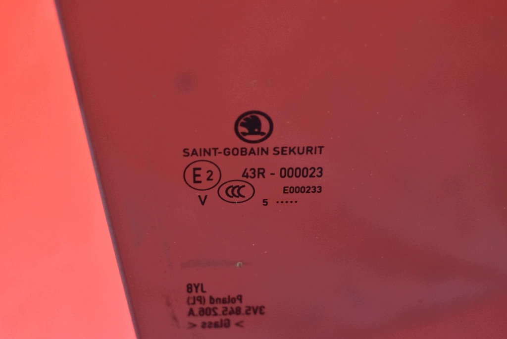 window side right rear part rear SKODA SUPERB 3 III 5D HB 15-20