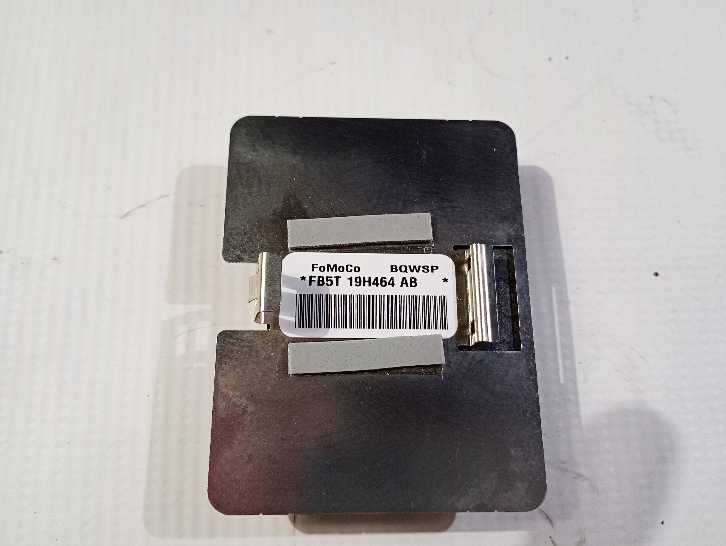 antenna amplifier module control unit sensor Ford Explorer V 2011-2019