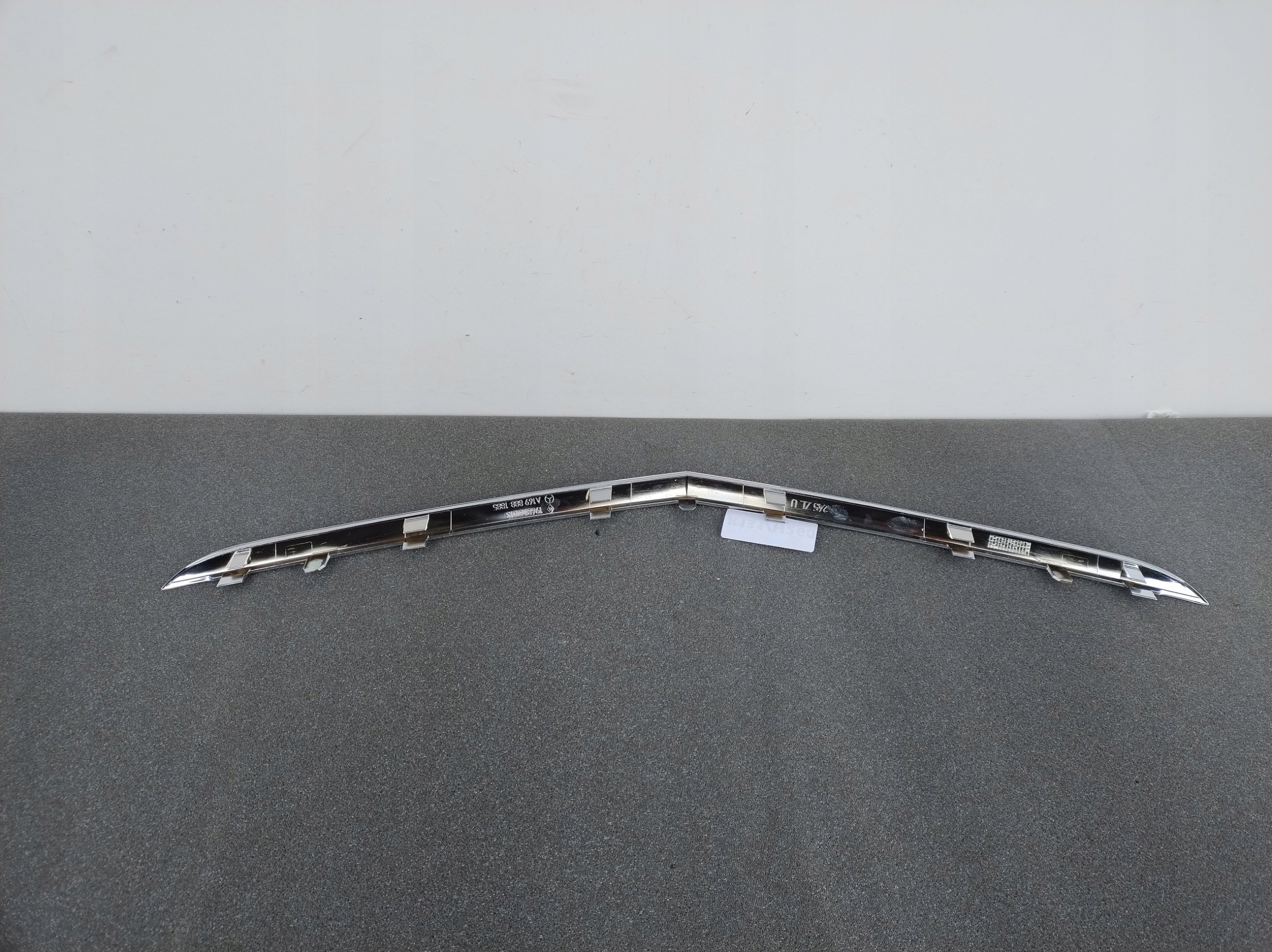 MERCEDES B-KLASA W245 moulding CHROM grille lower
