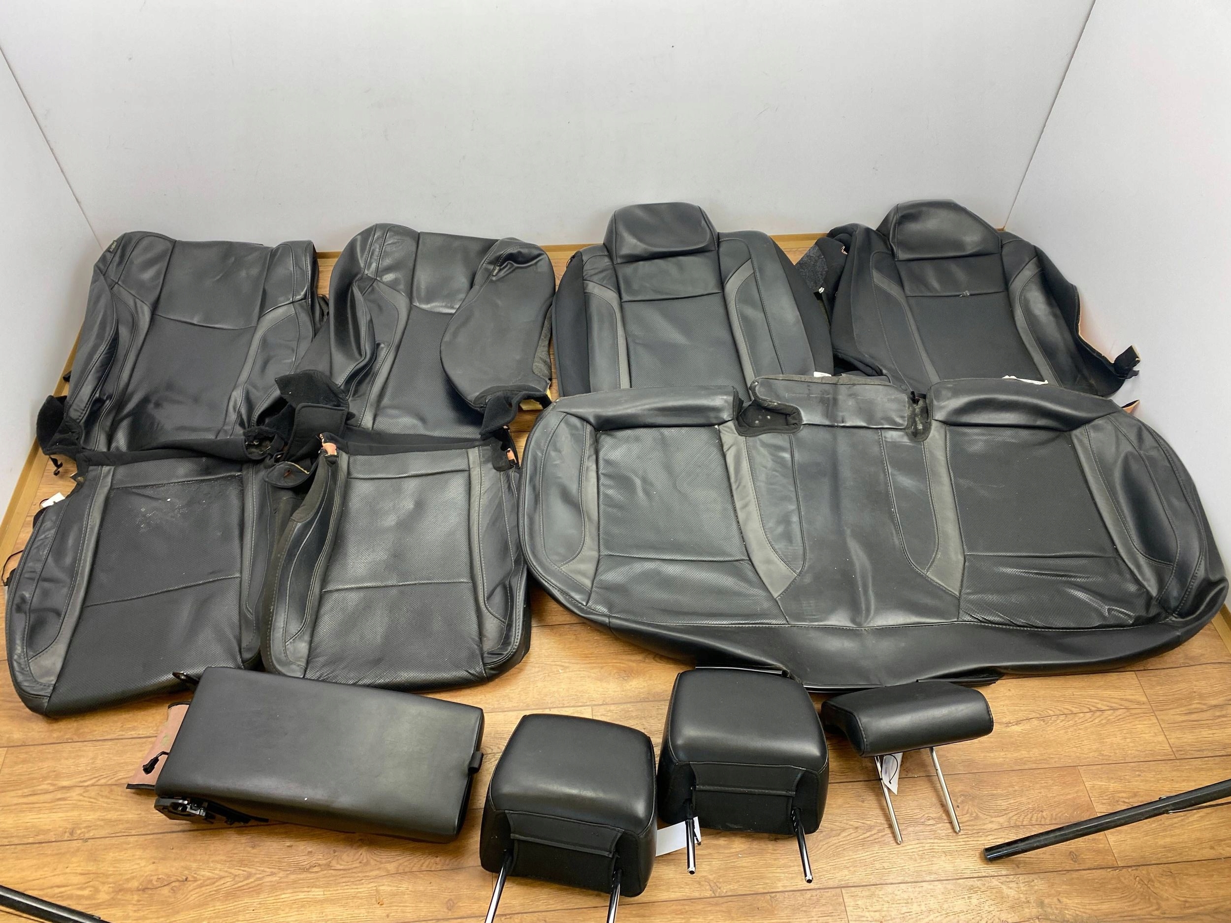 complete inner upholstery leather seats Dodge Charger 2015+