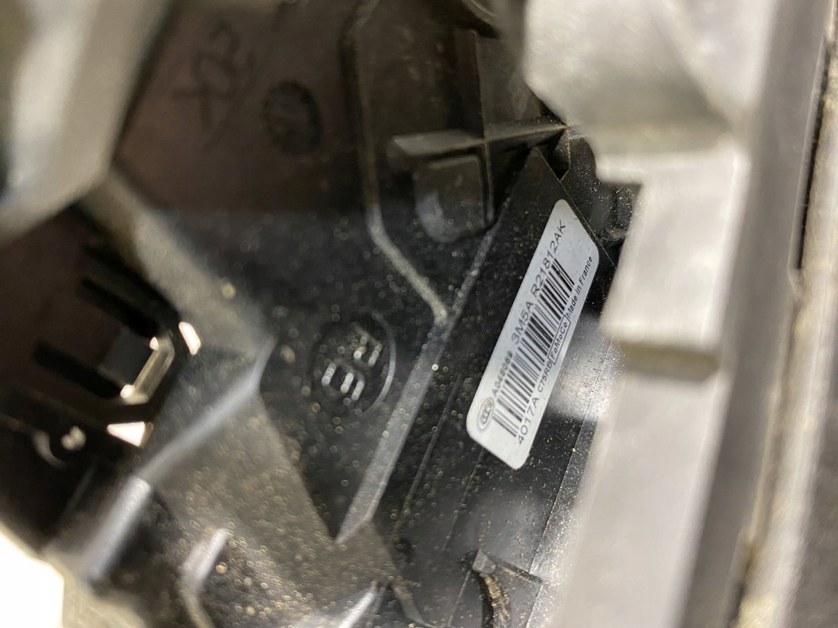 lock door right front FORD C-MAX and FL 6 PIN 3M5AR21812AK