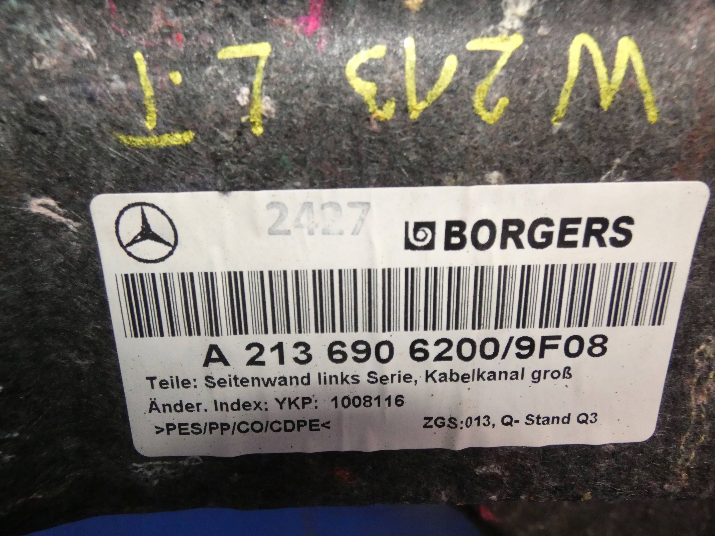 MERCEDES E KLASA W213 sedan boot upholstery upholstery left rear part