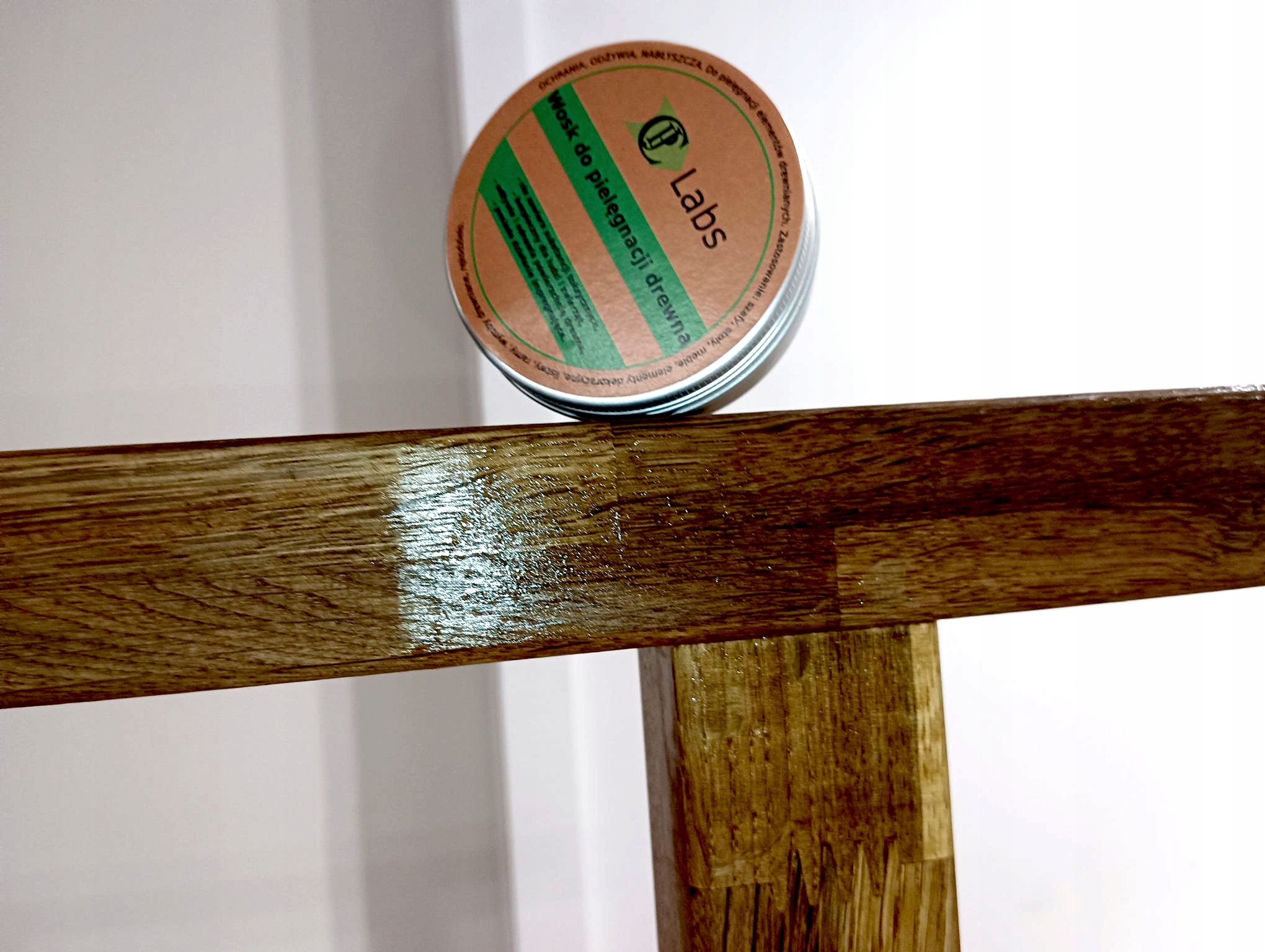 Wosk do pielęgnacji drewna mebli impregnujący - 120ml