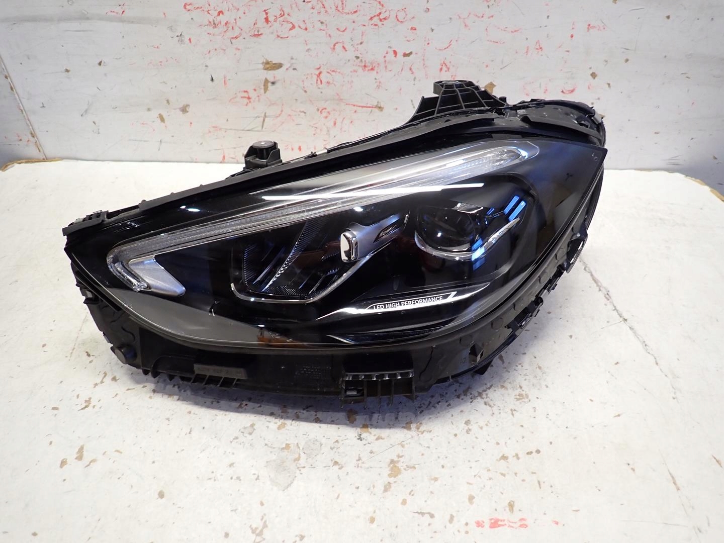 light front front left MERCEDES C-KLASA W206 2021- FULL LED A2069063505