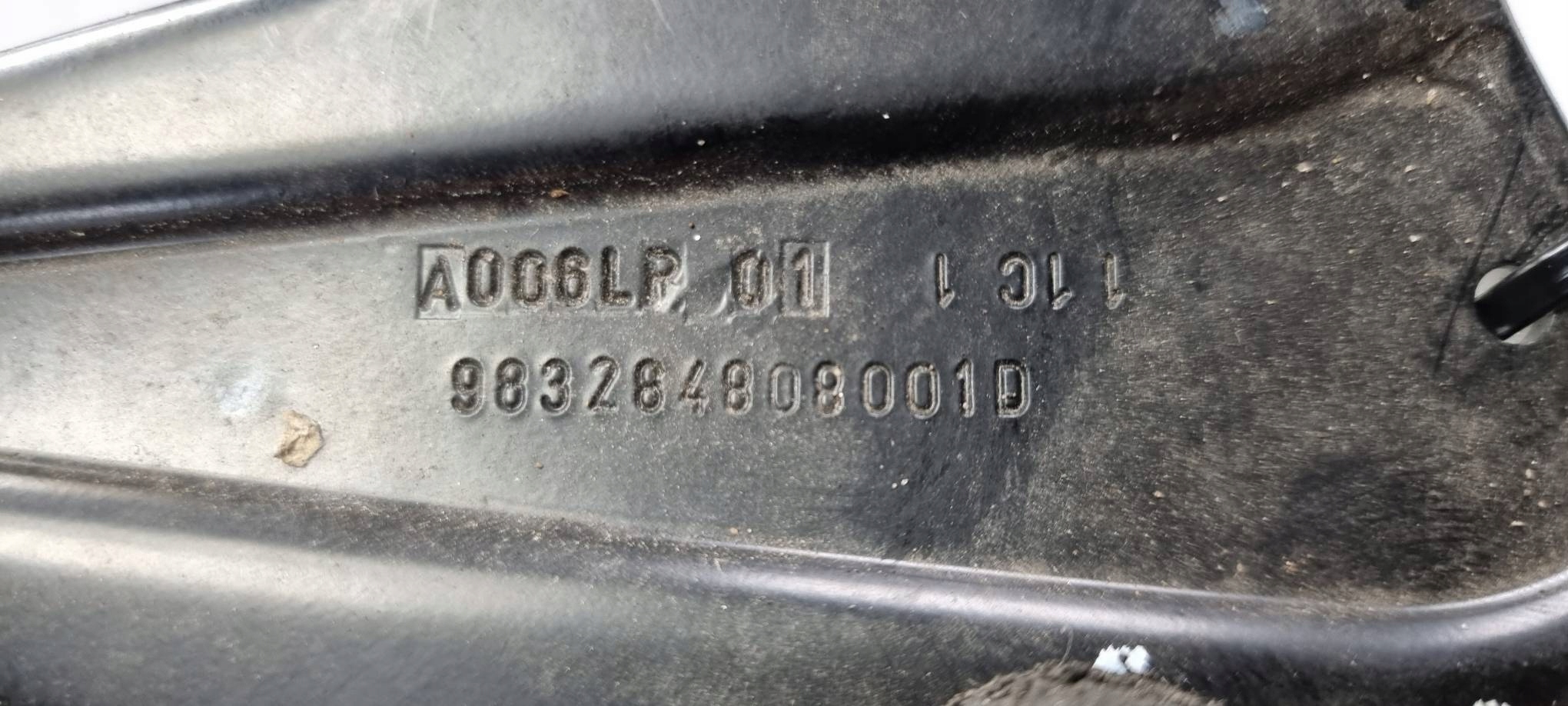 hinge door 983284808001D CITROEN BERLINGO III