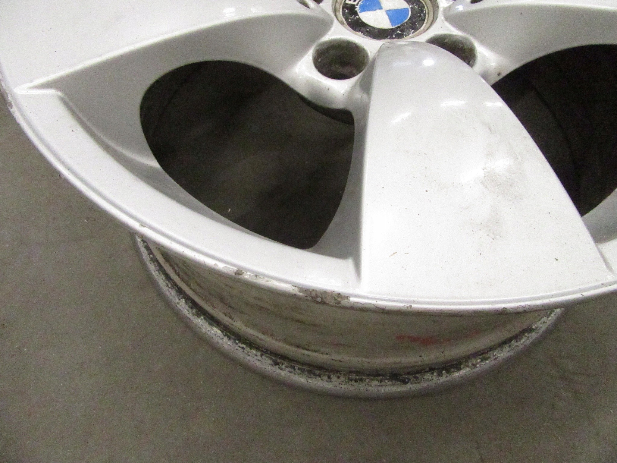 disk hliníkový BMW 5 e60 e61 5x120 et20 17" 7,5j styling 138