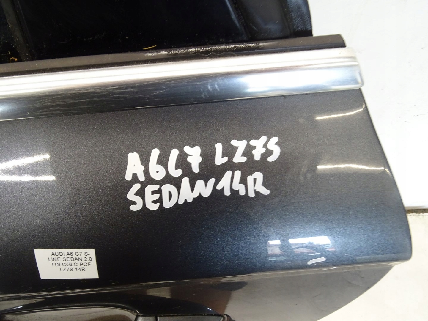 door left rear. left rear part AUDI A6 C7 sedan LZ7S