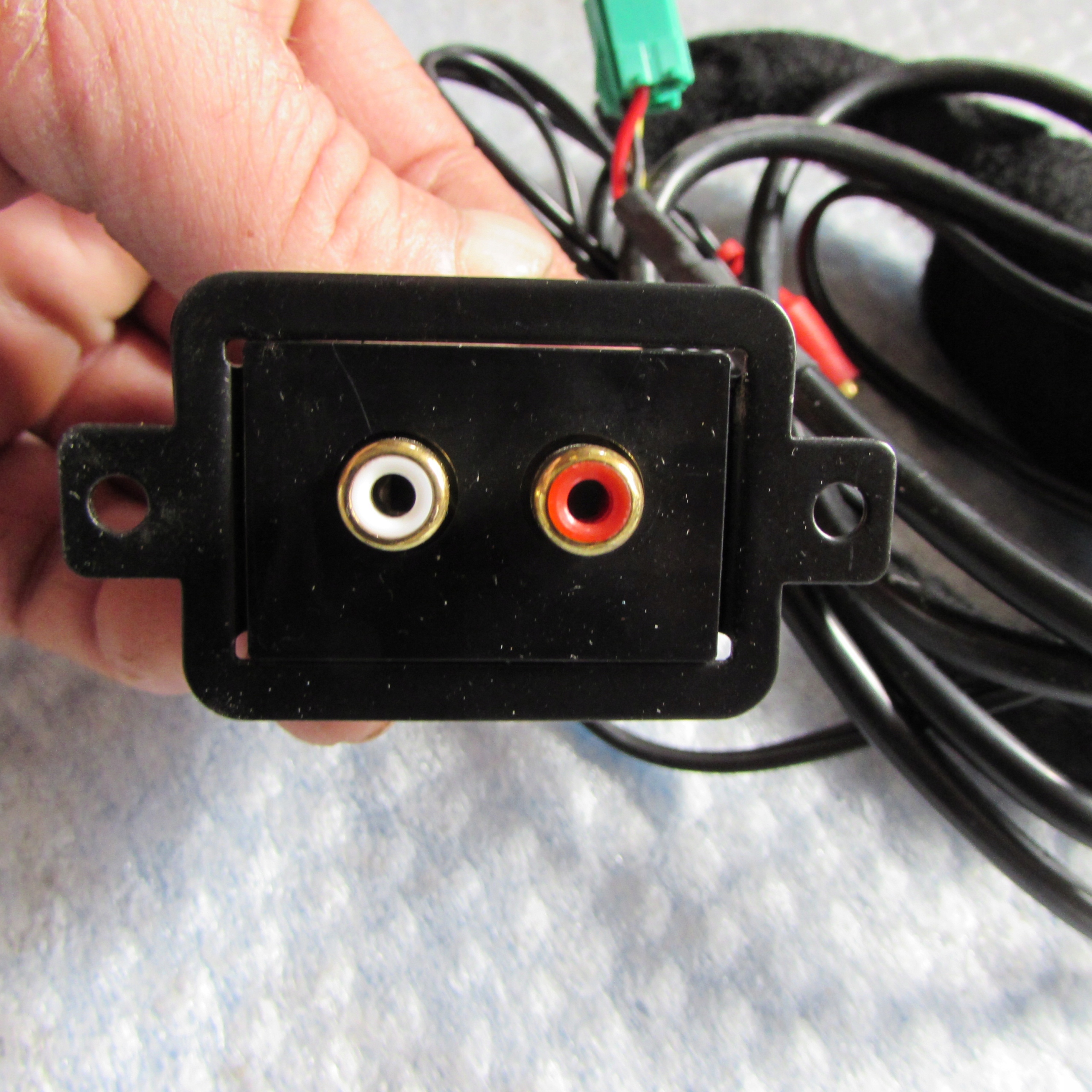 АУДИО ВХОД AUX RENAULT 7711422890