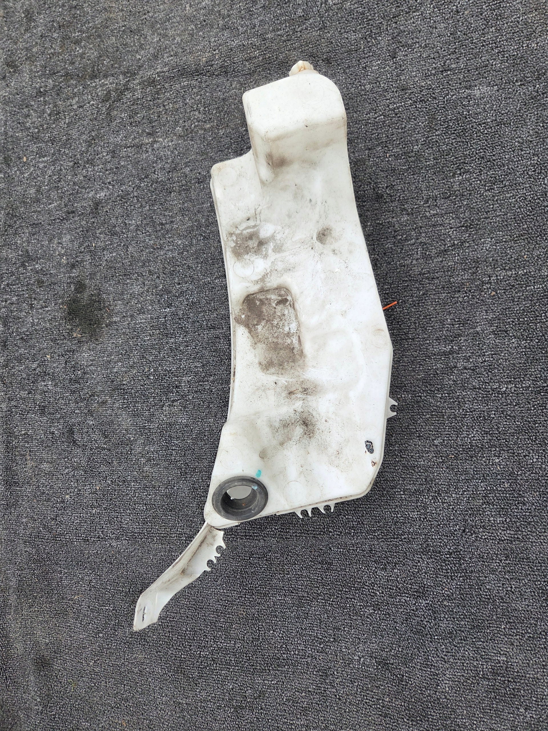 washer fluid tank pump RENAULT CAPTUR 2013- 289107623R