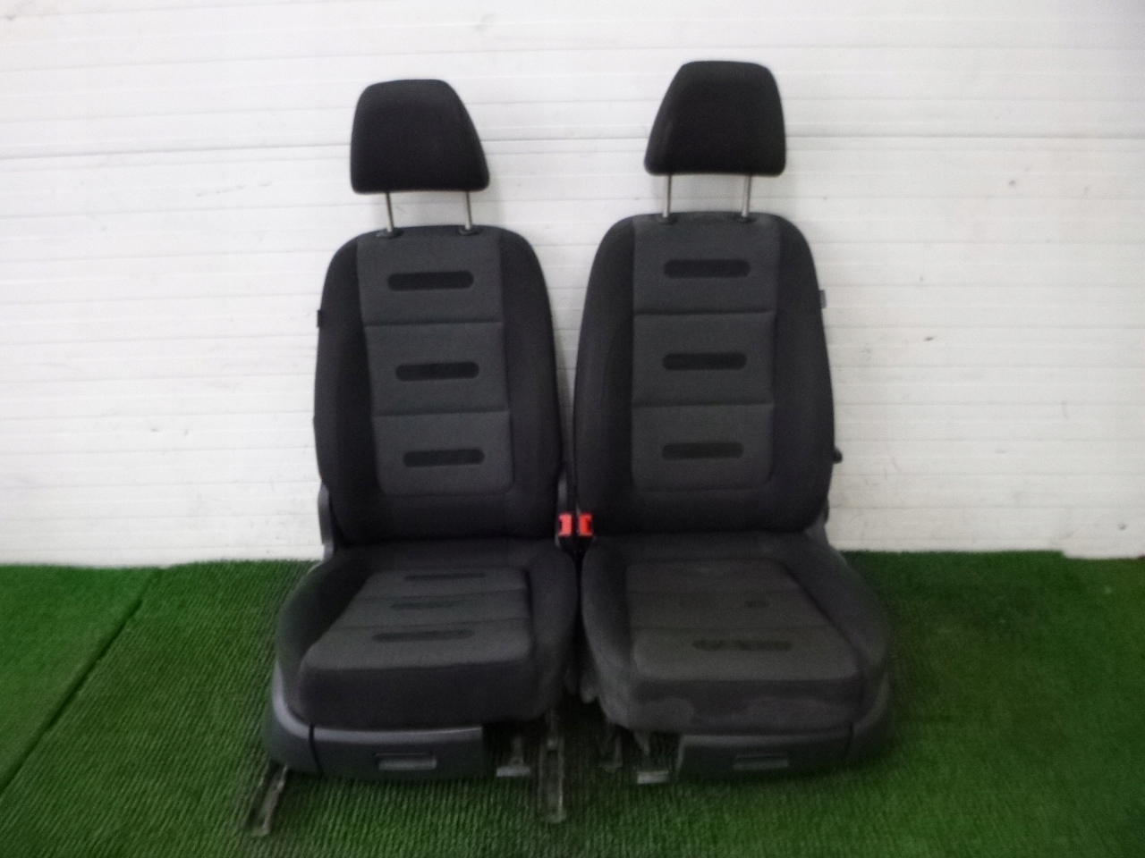 VW TIGUAN 5N0 07-15 seat front left right front EUROPA OE