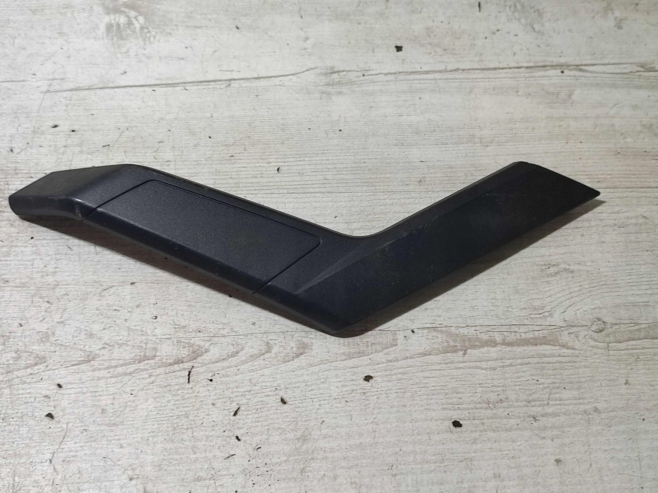 Seat Arona 2019 rear part side right handle inner door tylnych