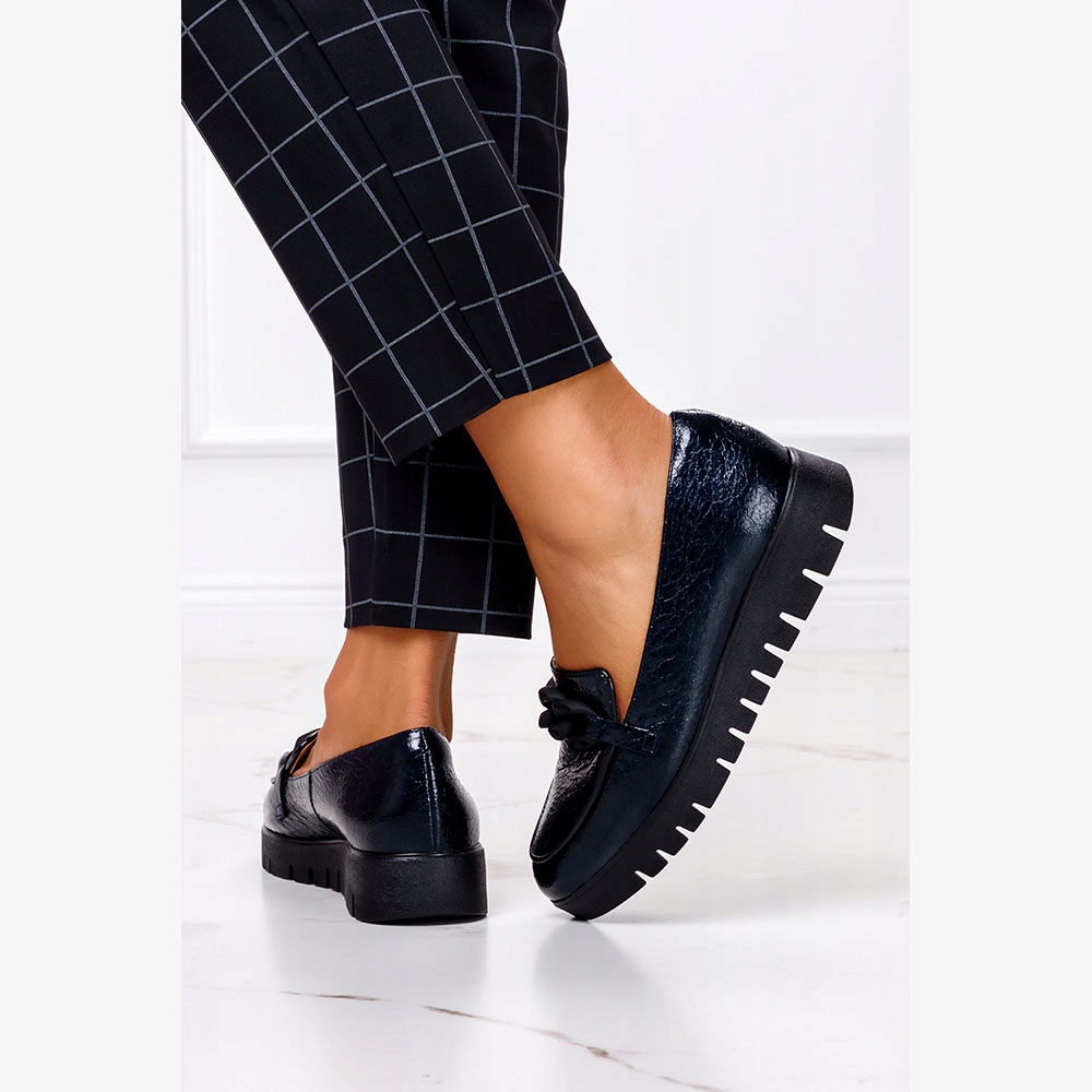 PÓŁBUTY DAMSKIE ŁAŃCUCH SKÓRA PLATFORMA MODNE r 40 Marka Casu