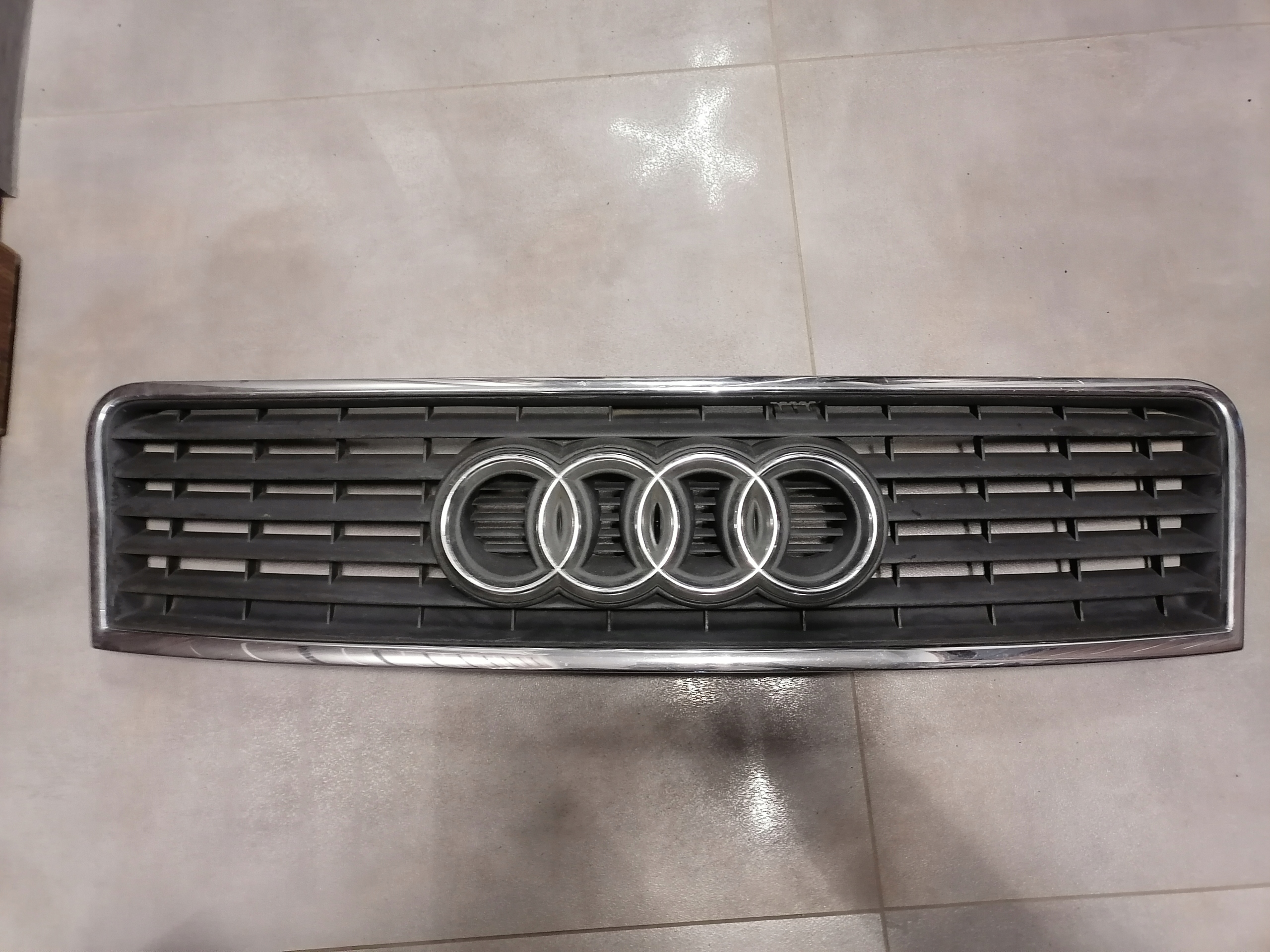 Grille AUDI A6 C5 4B0853651F