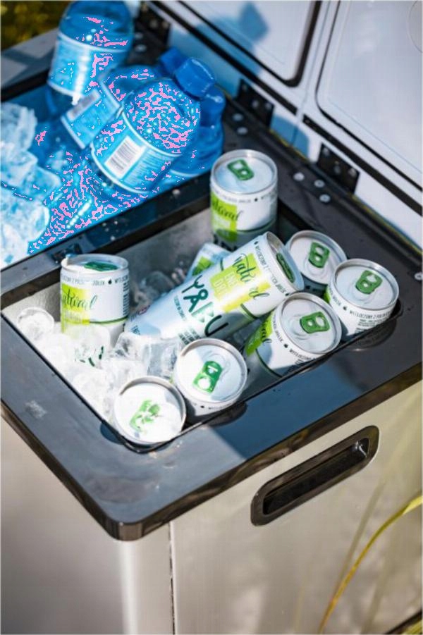 Camry CR 8076 srebrny Temperatura chłodzenia poniżej temperatury otoczenia 20°C