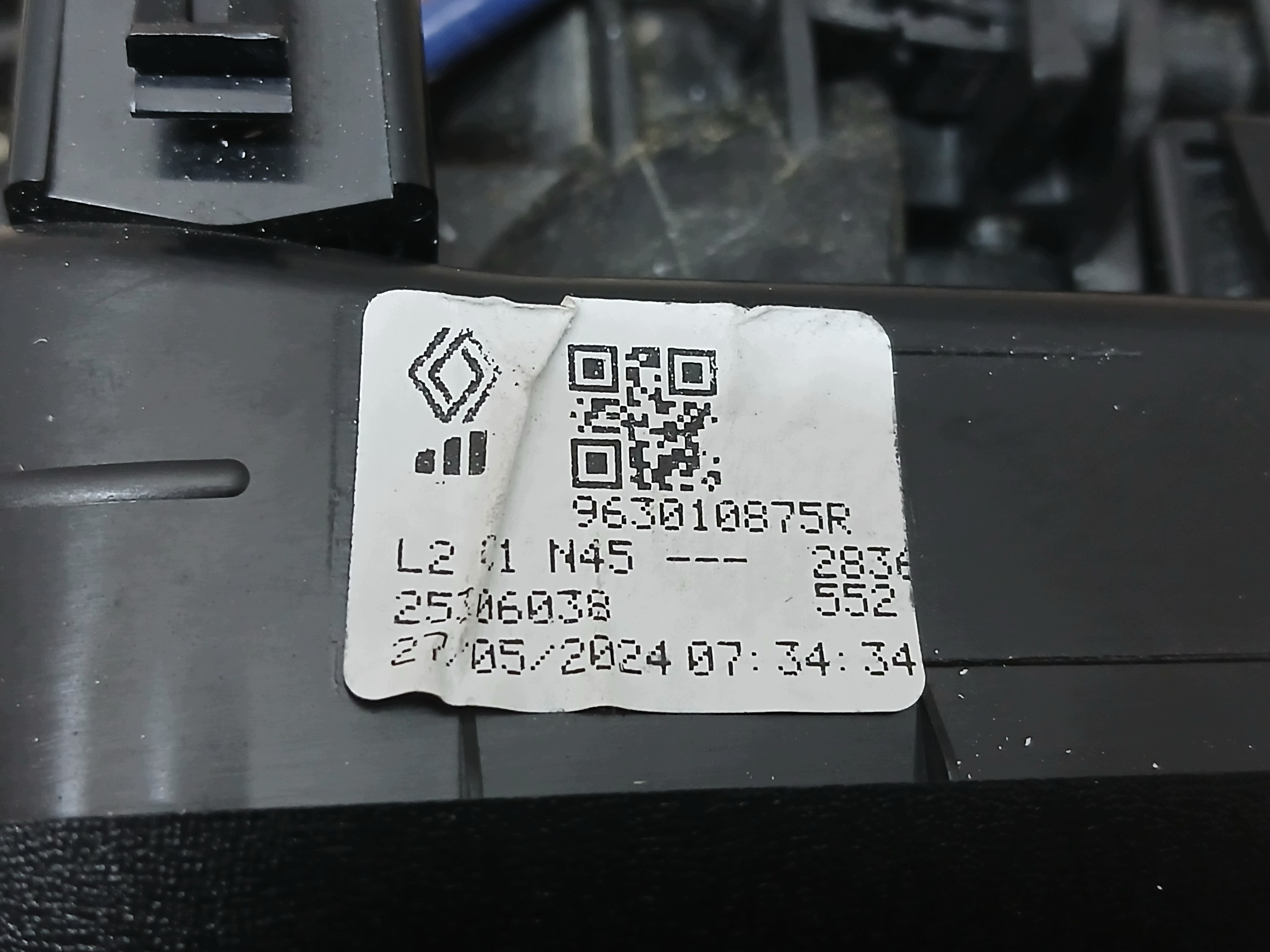 mirror front right RENAULT AUSTRAL 18+1PIN 963010875R
