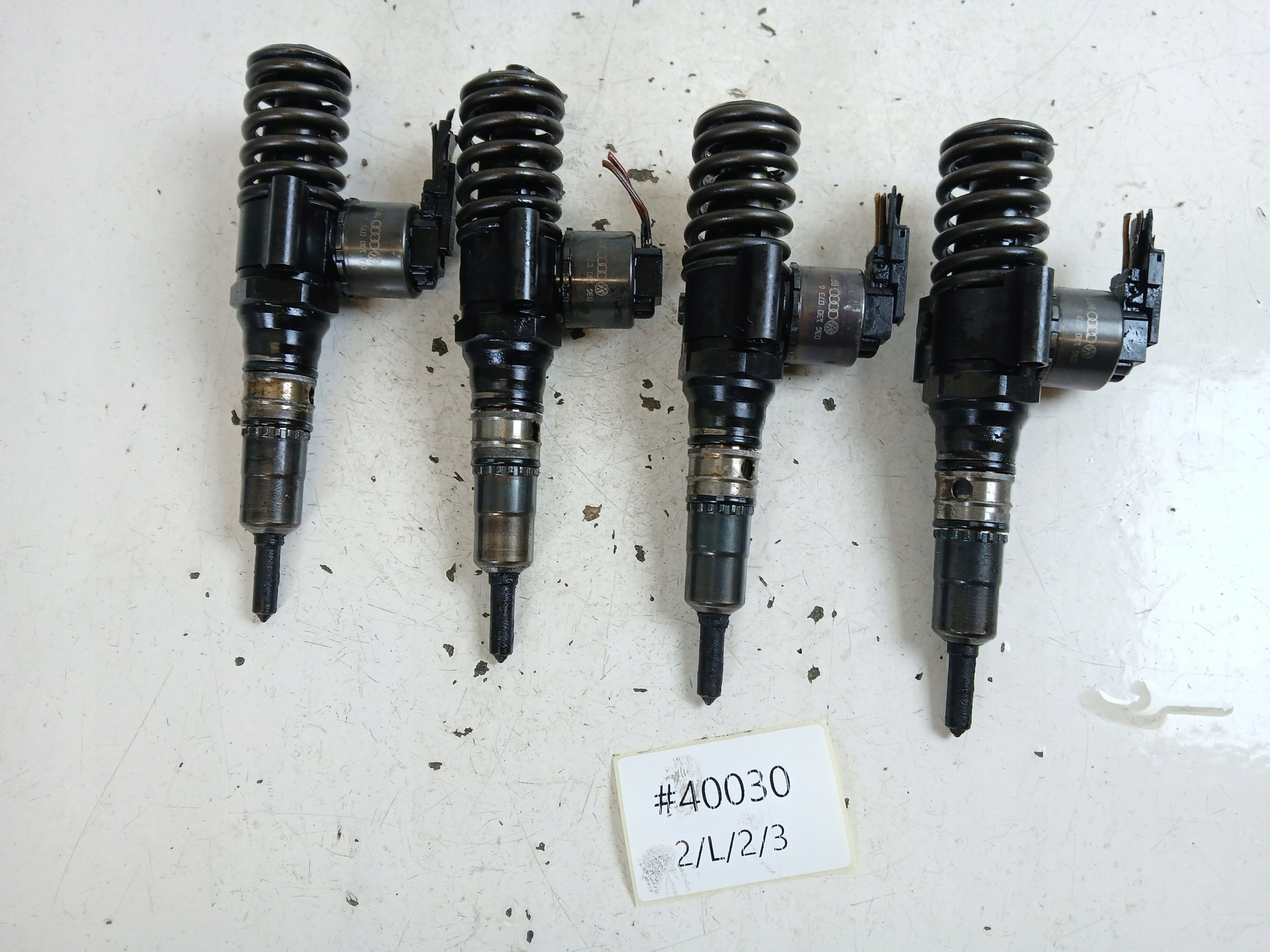 VW GOLF V PASSAT B6 2.0 TDI nozzle 036130073G